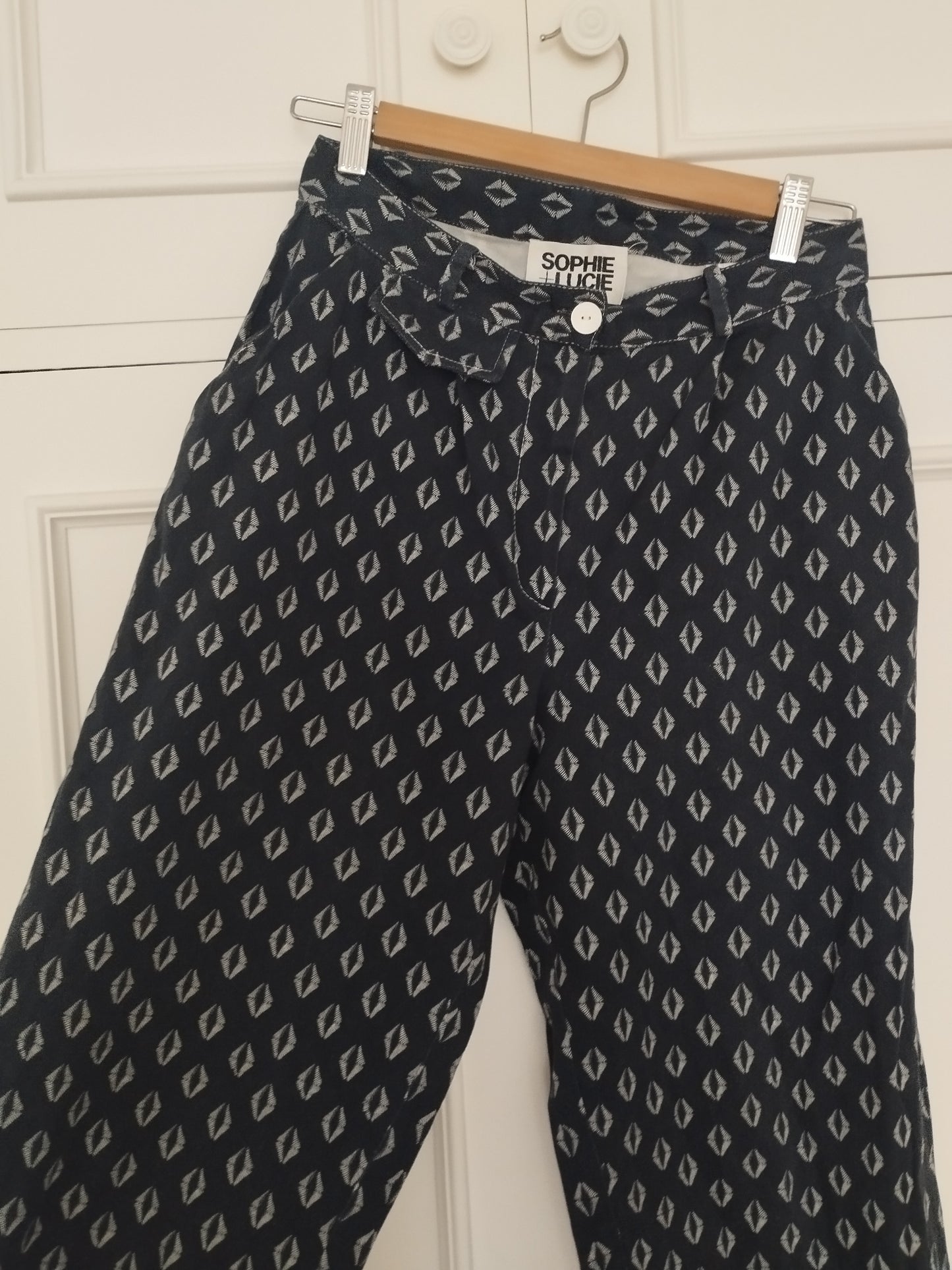 Jean talle alto estilo cargo