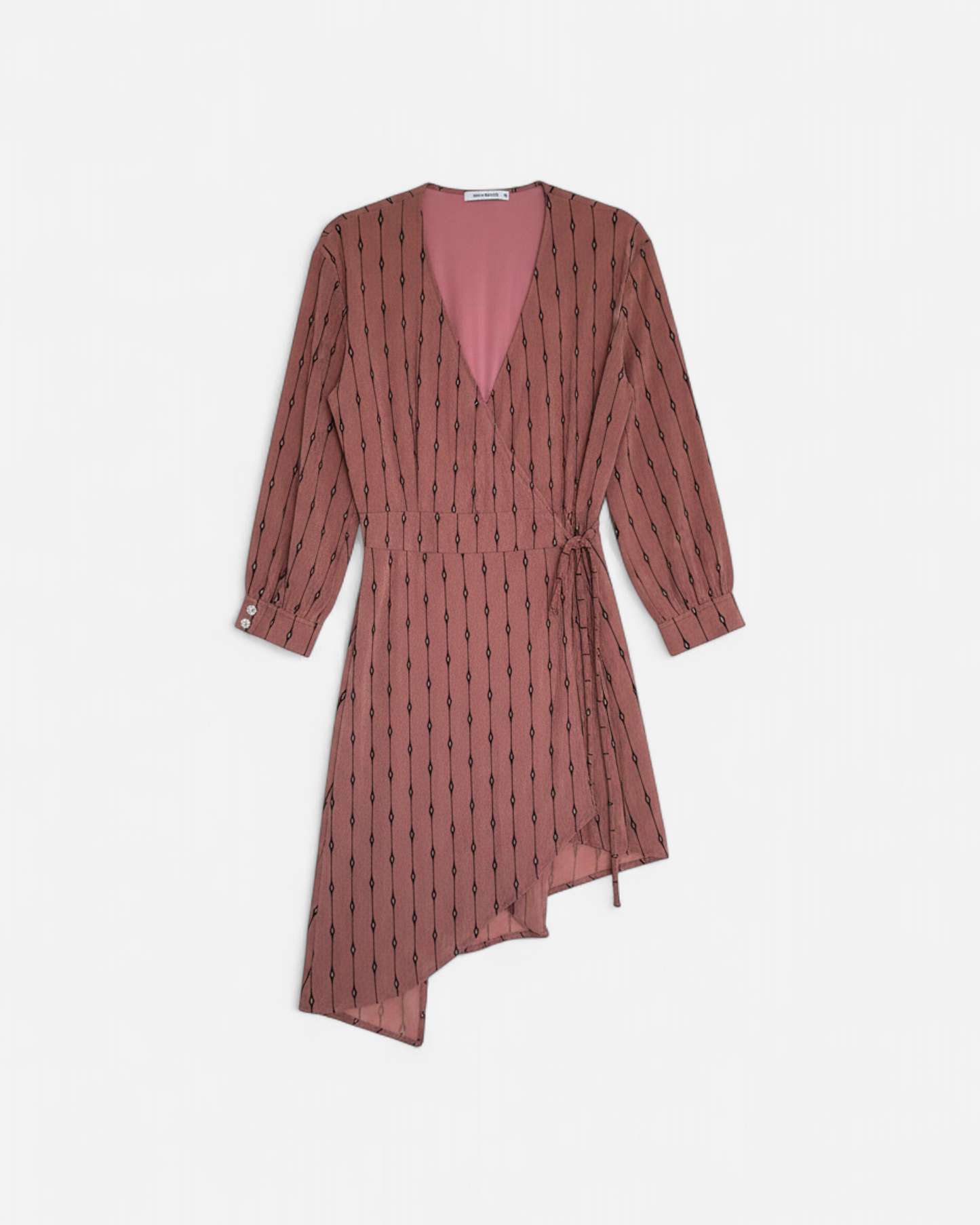 Vestido cruzado asimétrico