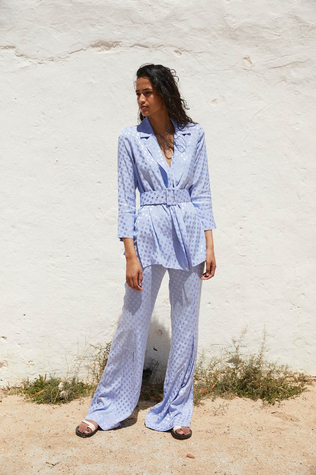 TOTAL LOOK LION INDIGO TOPO