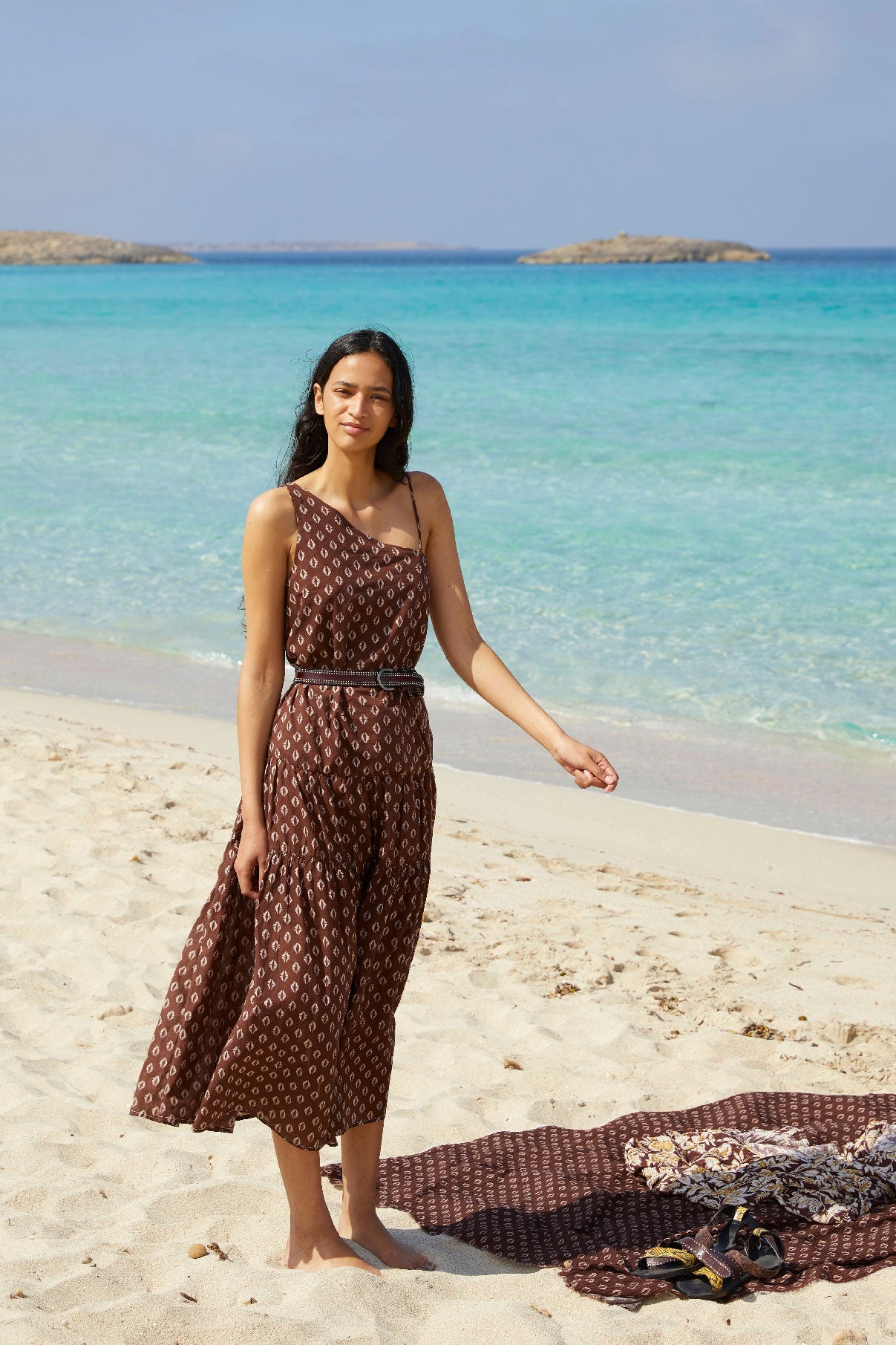 DRESS IS CALO IKAT