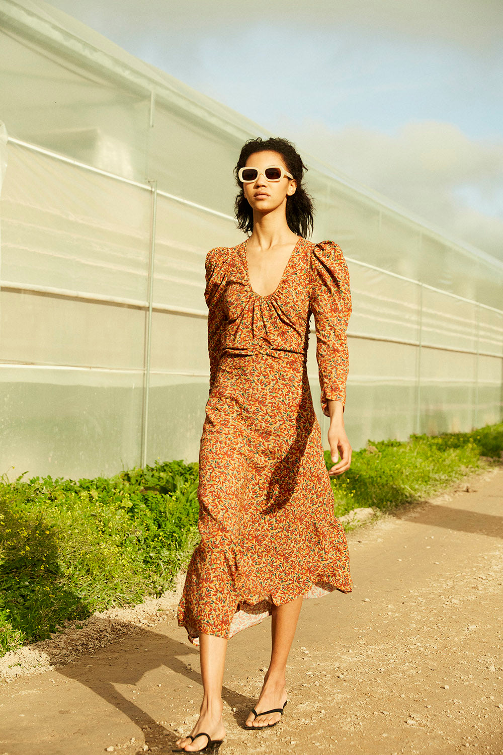 ISBING DRESS WITH STAINS