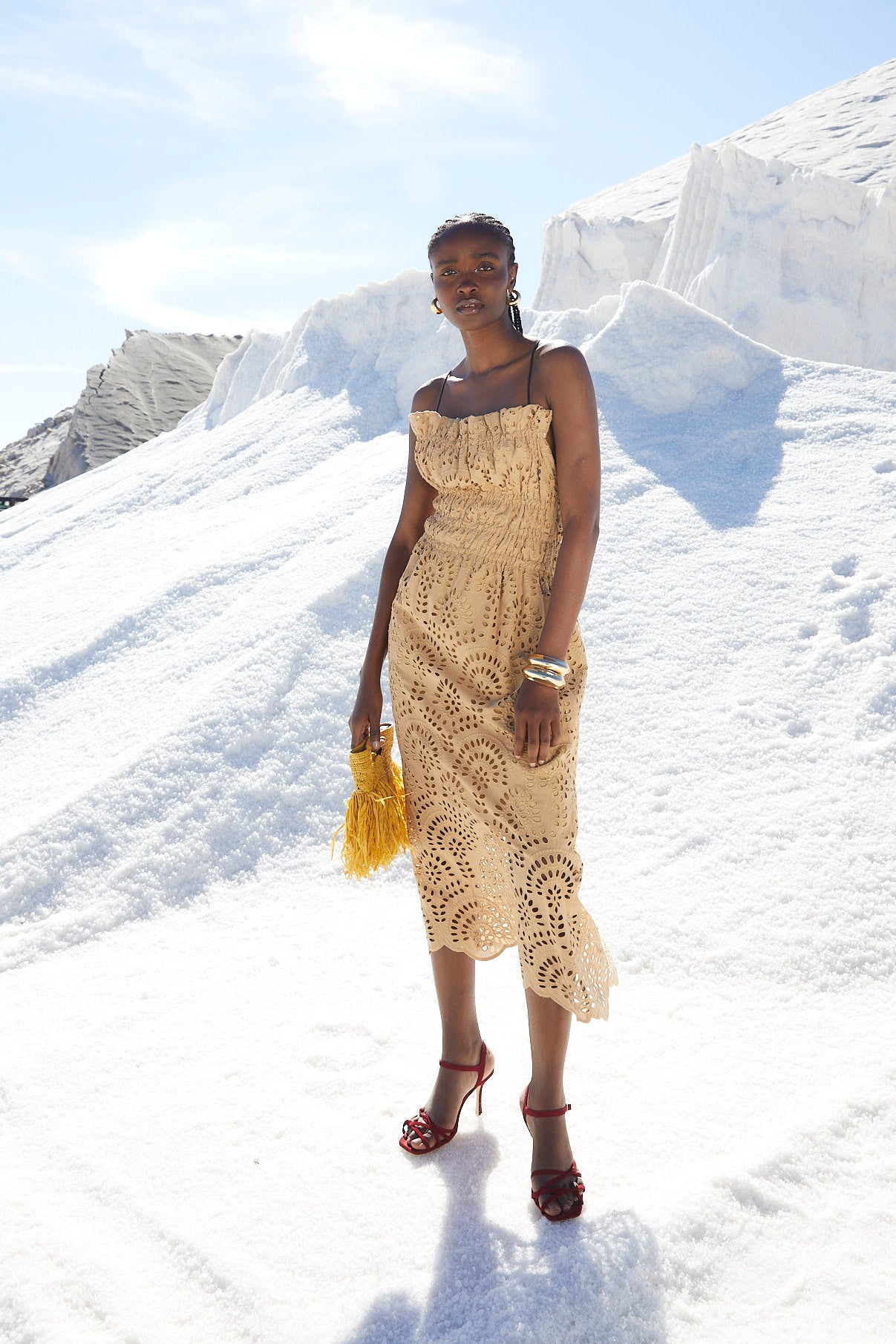 BEIGE DIE-CUT ONE DRESS