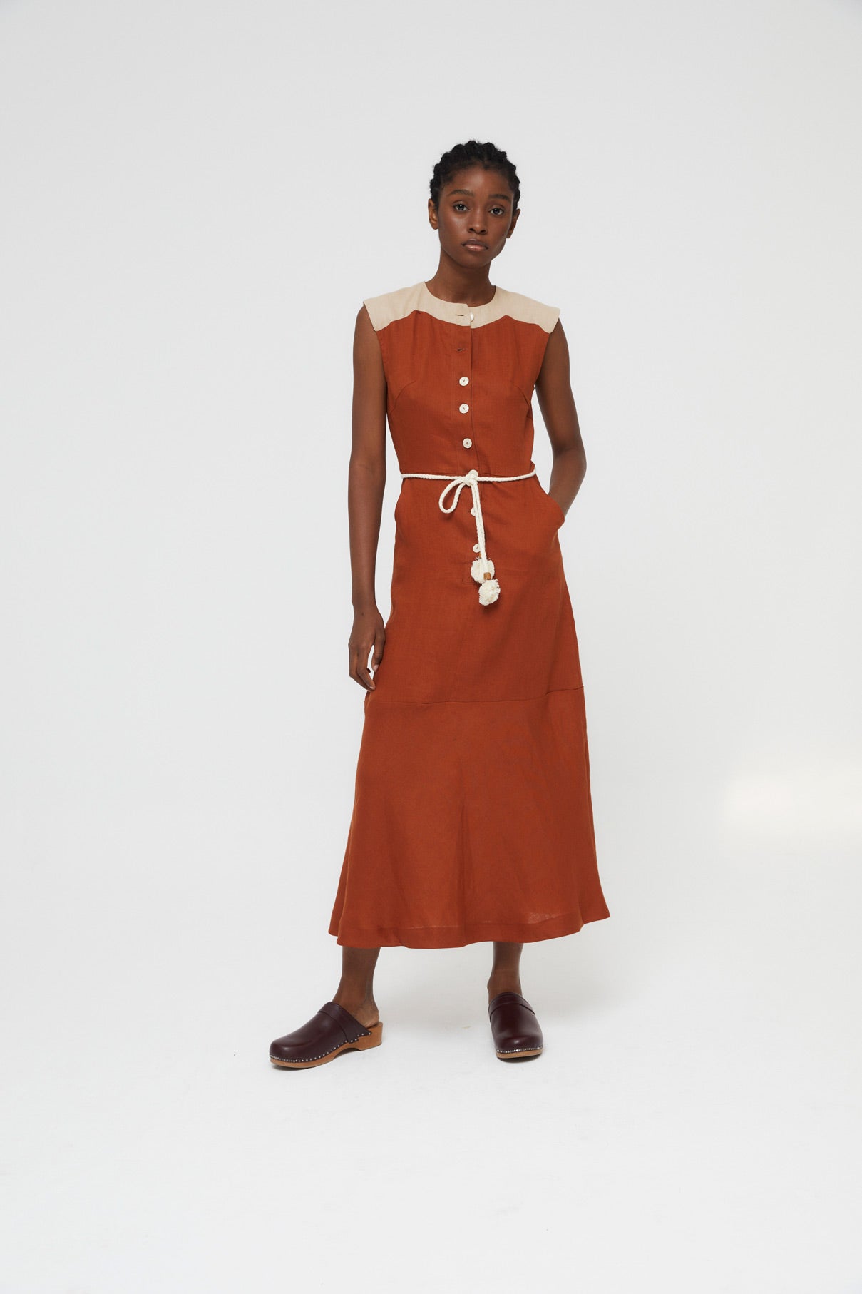 APRIL CARAMEL LINEN DRESS