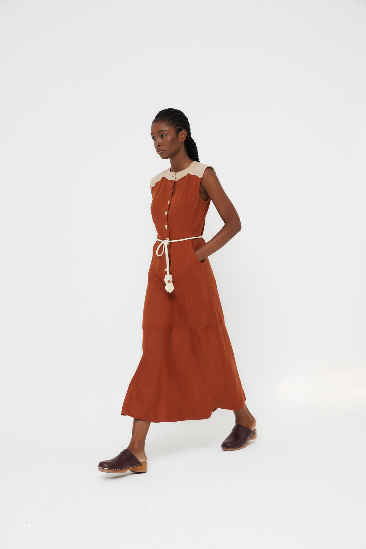 APRIL CARAMEL LINEN DRESS