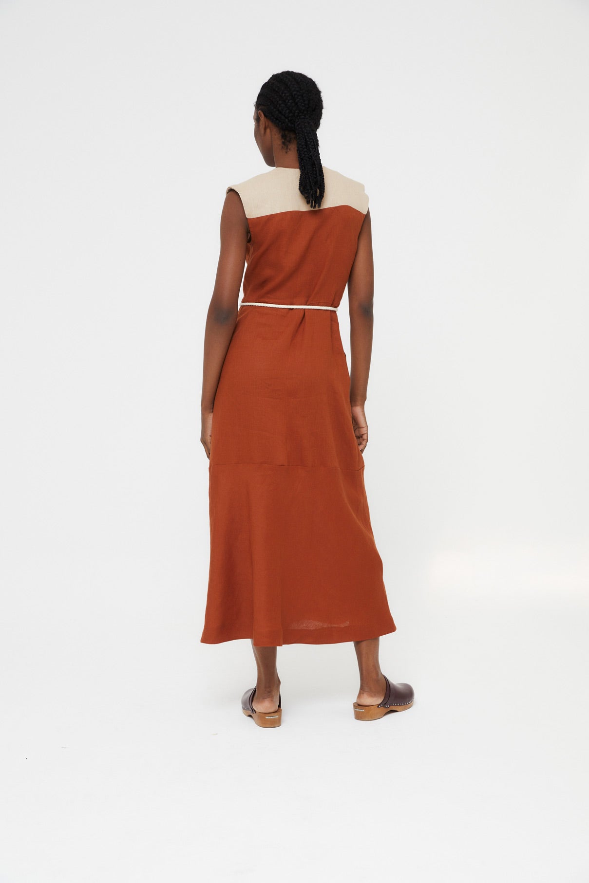 APRIL CARAMEL LINEN DRESS