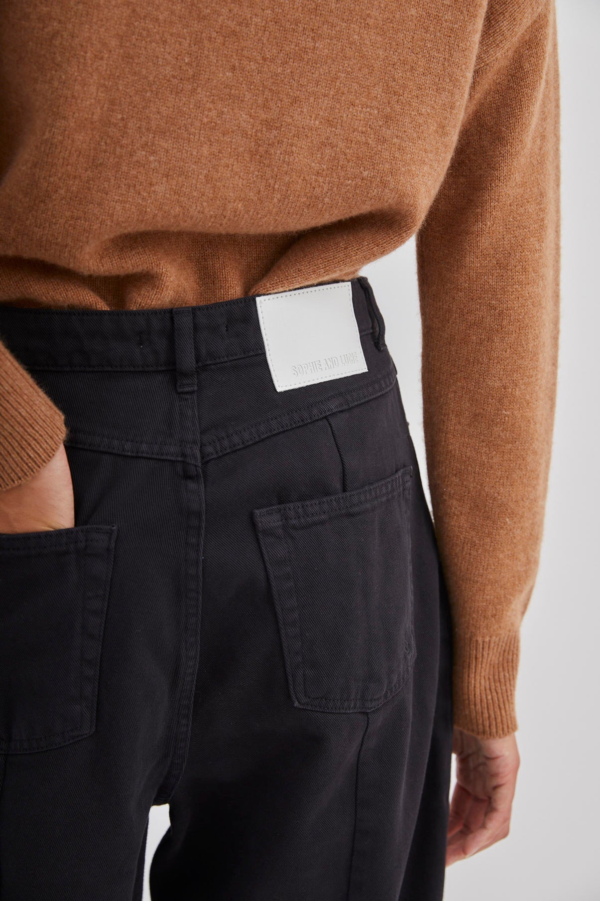 LUCCI BLACK JEANS