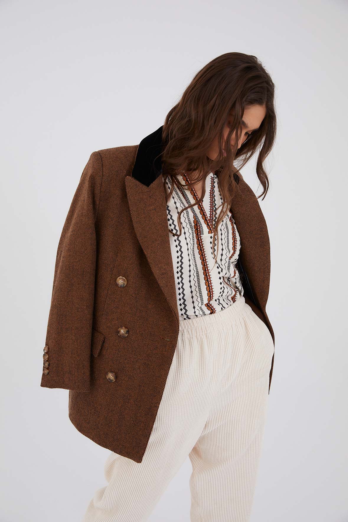 BLAZER PARIS ESPIGA CAMEL