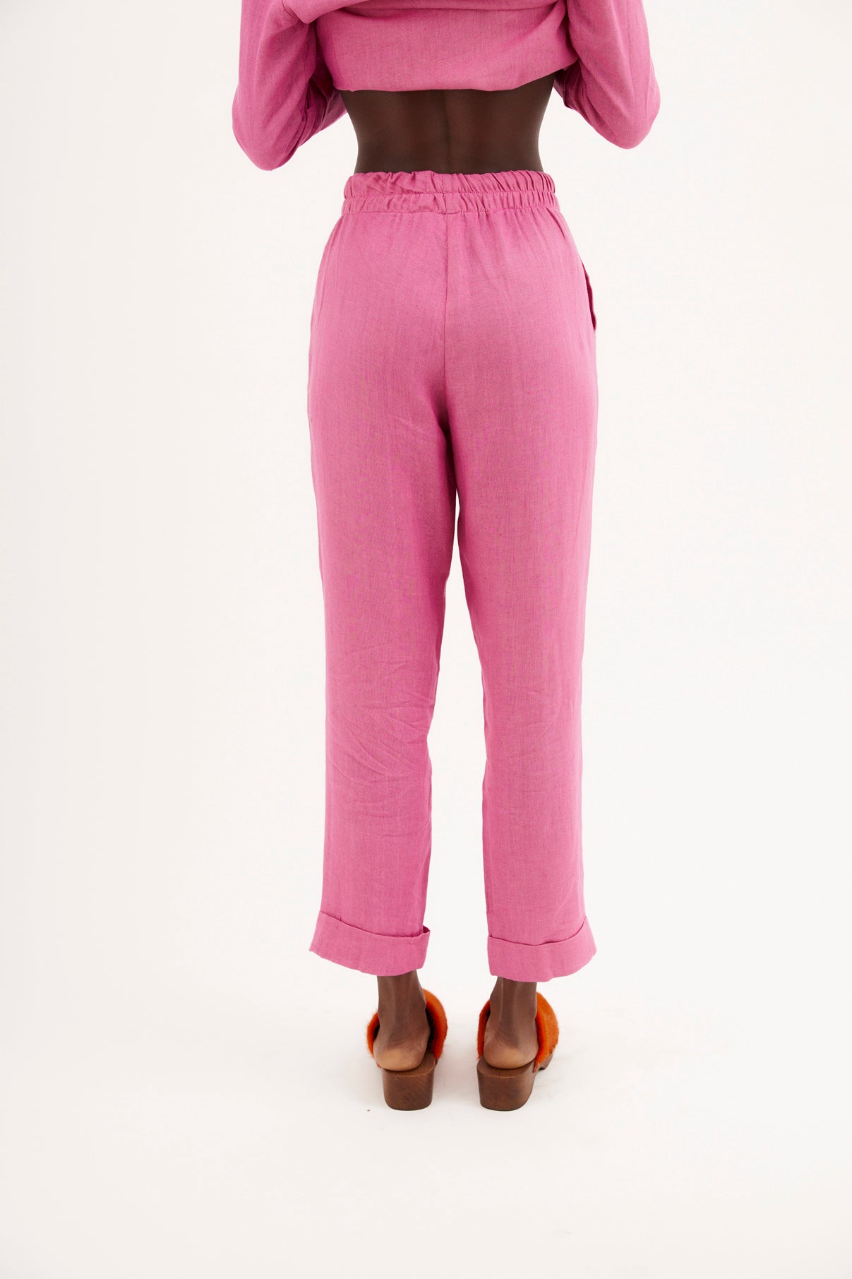 TOTAL LOOK STRAWBERRY LINEN BUTTONS