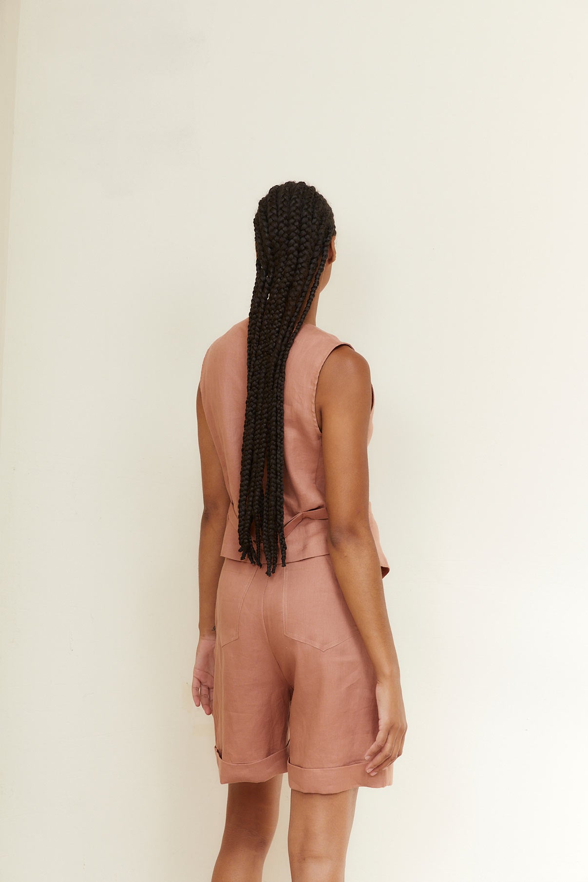 BERMUDA TIERRA LINO SIENA