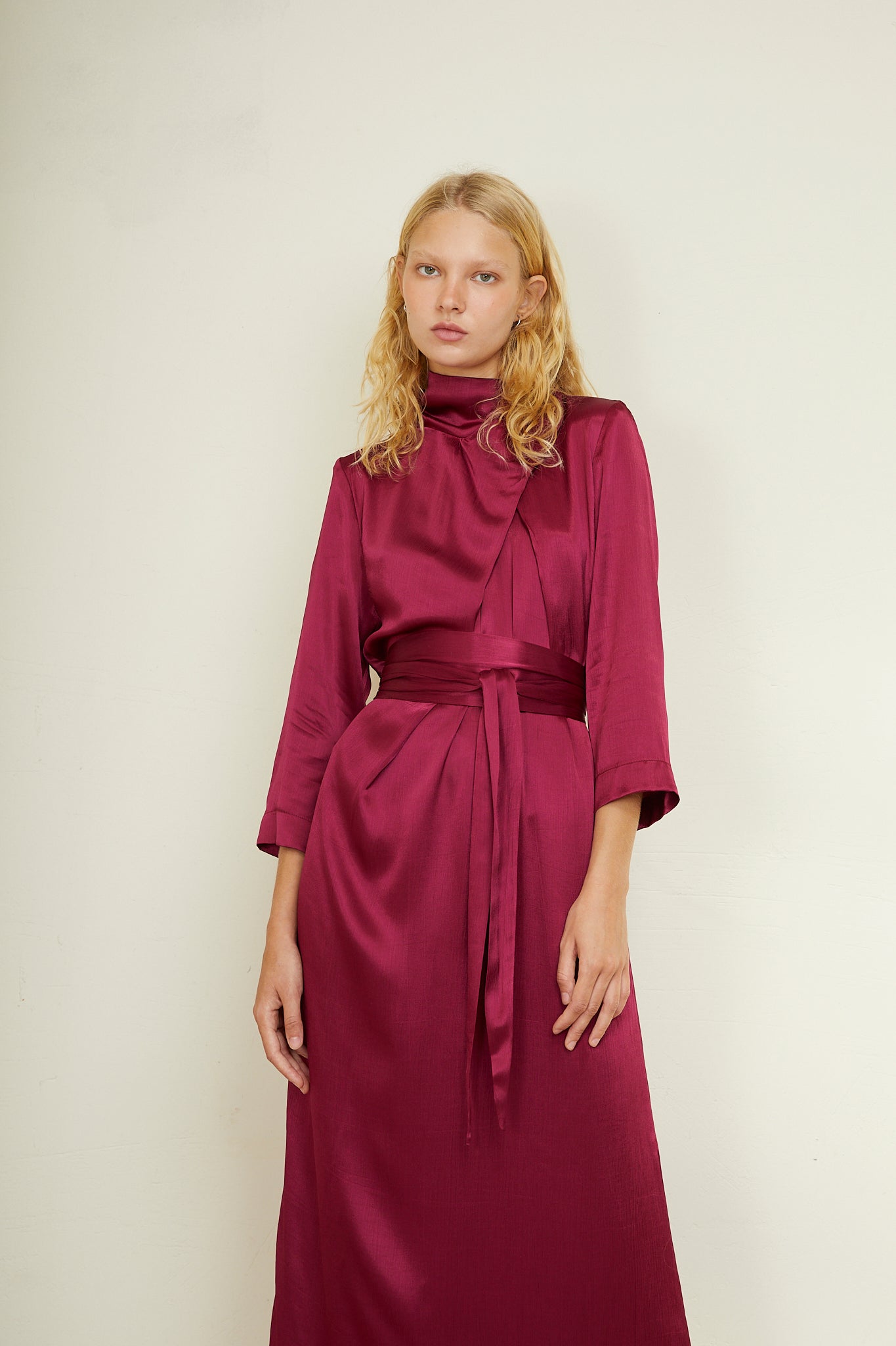 CLOTILDE SATIN DRESS WRINKLED PLUM