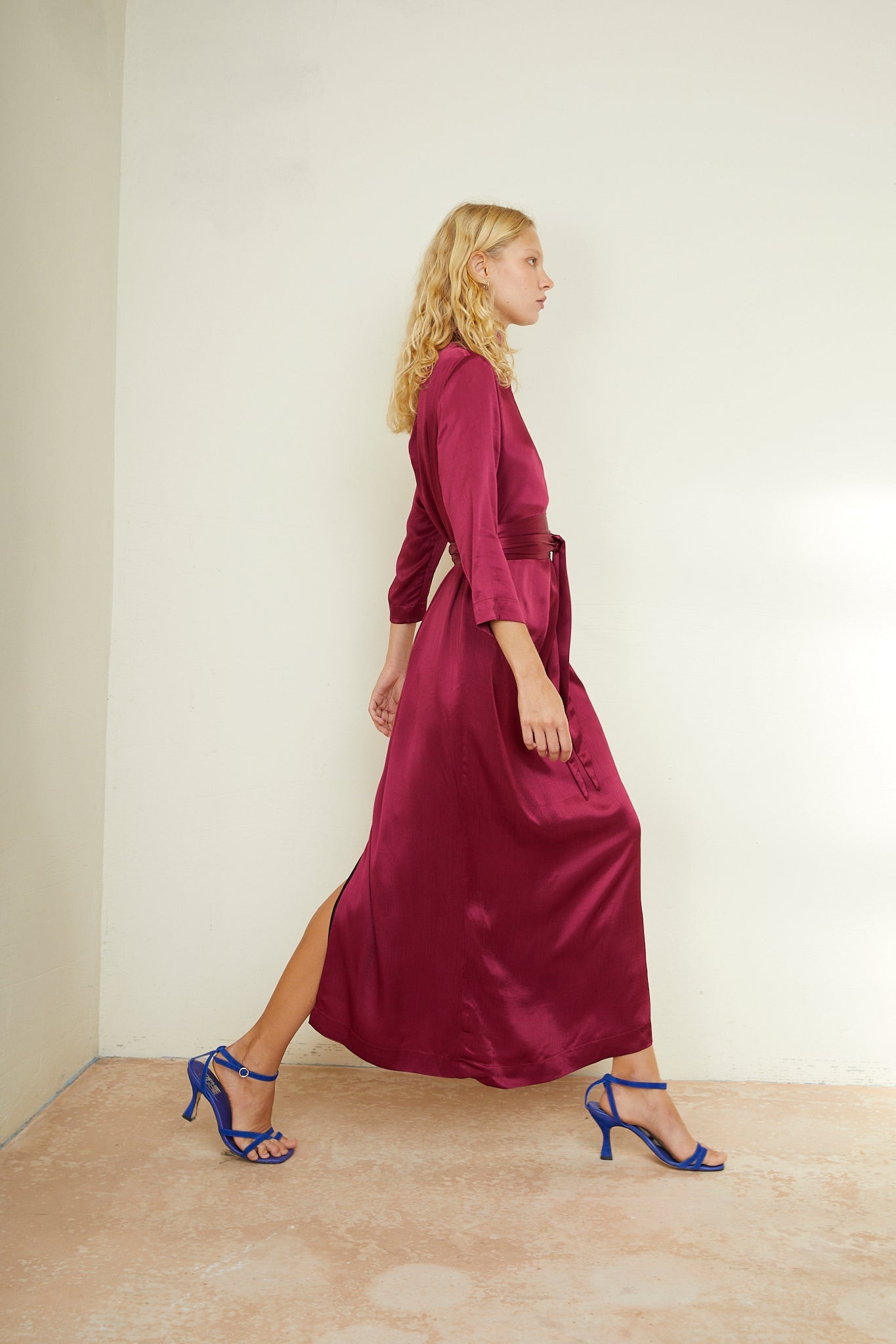 CLOTILDE SATIN DRESS WRINKLED PLUM
