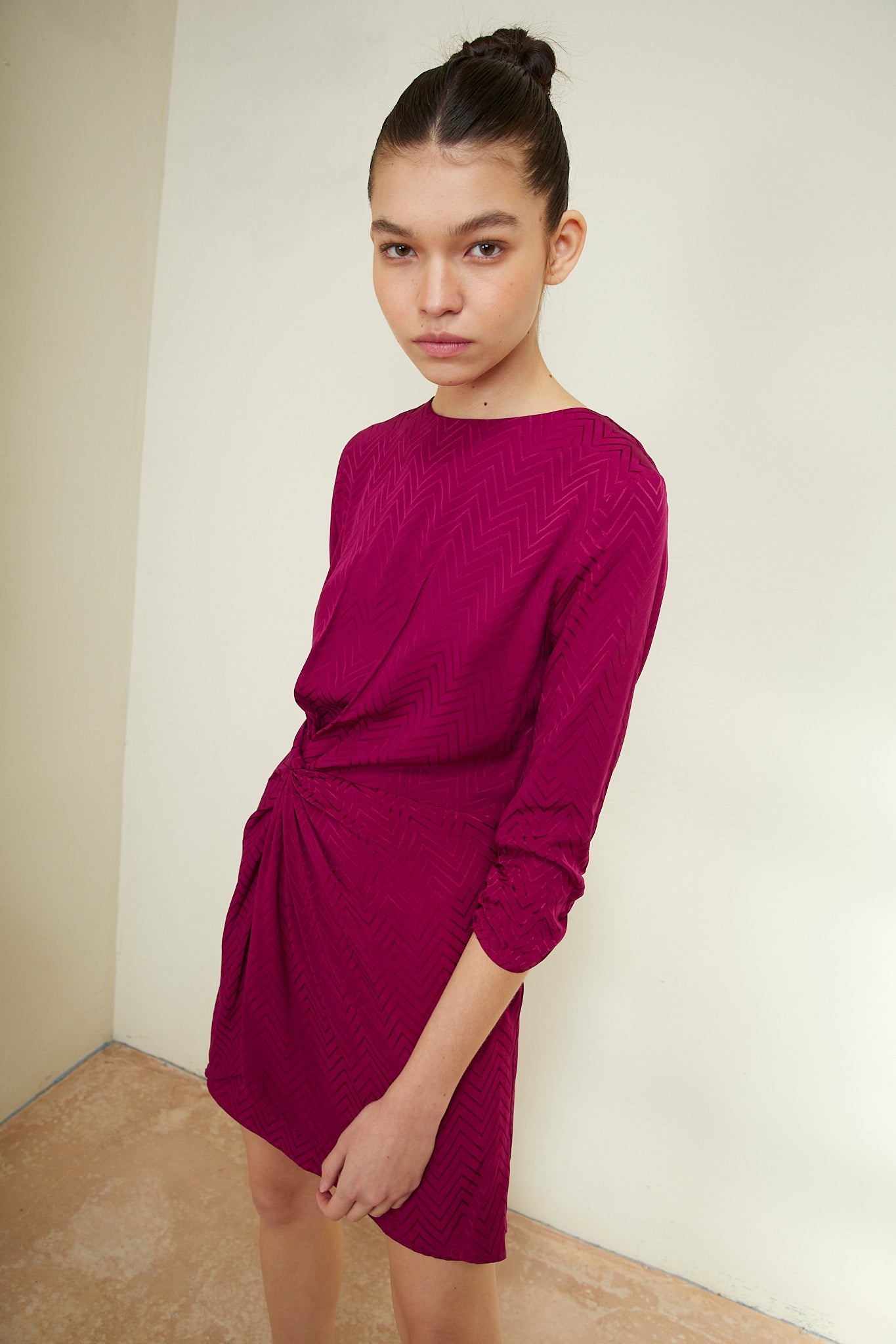 GIGI ZIGZAG PLUM MINI DRESS