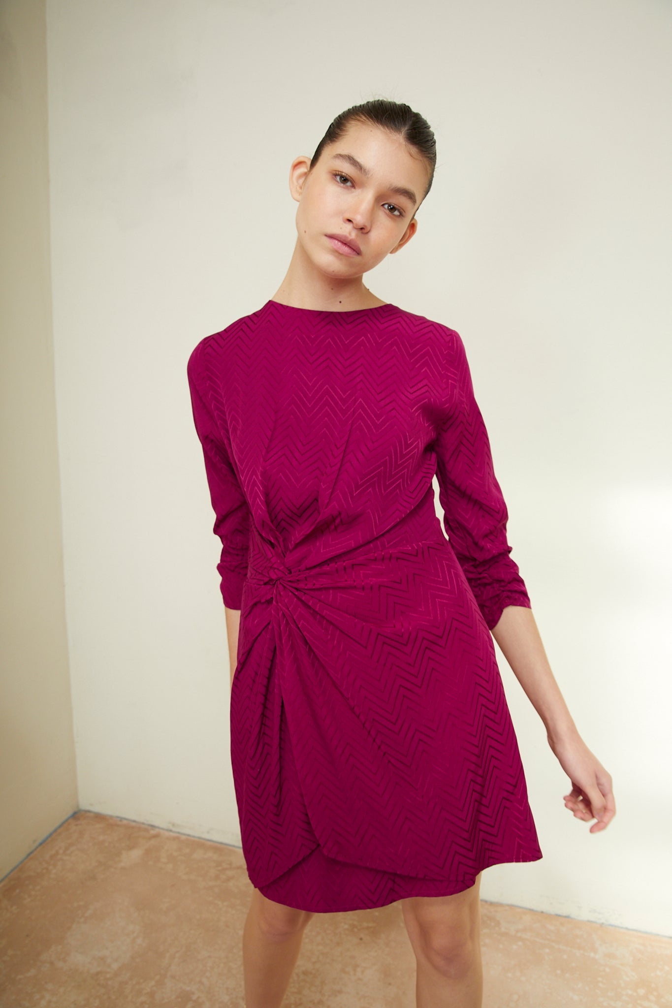 GIGI ZIGZAG PLUM MINI DRESS