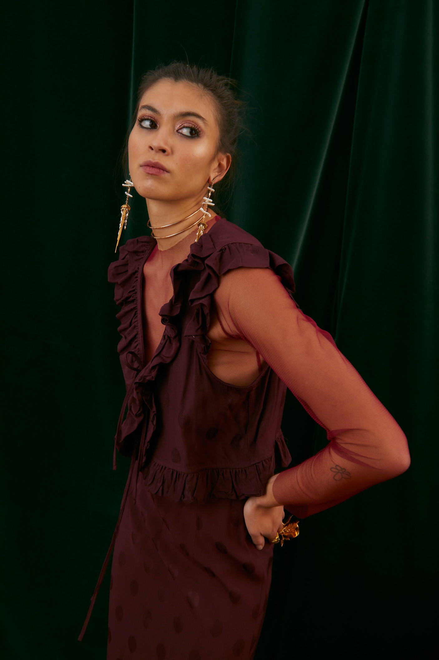 BURGUNDY TULLE