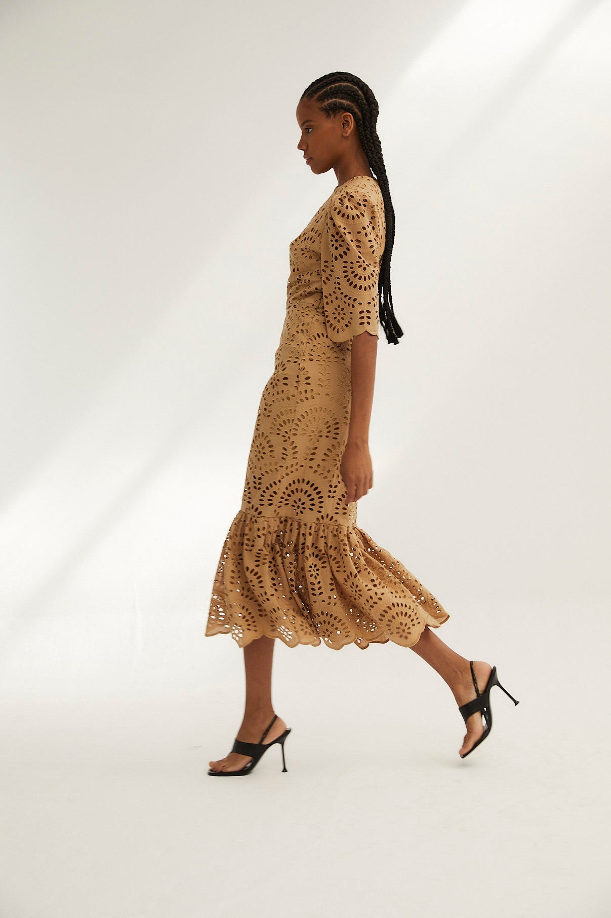 BEIGE DIE-CUT LEYRE DRESS