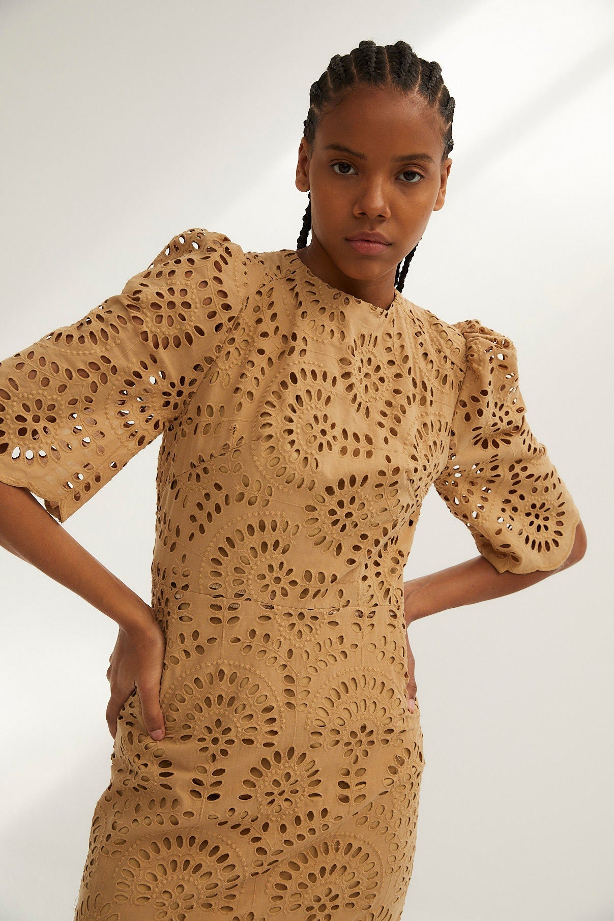 BEIGE DIE-CUT LEYRE DRESS