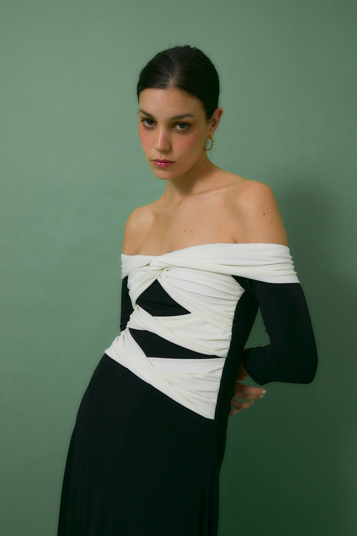 BLACK KNIT KNOTTED DRESS
