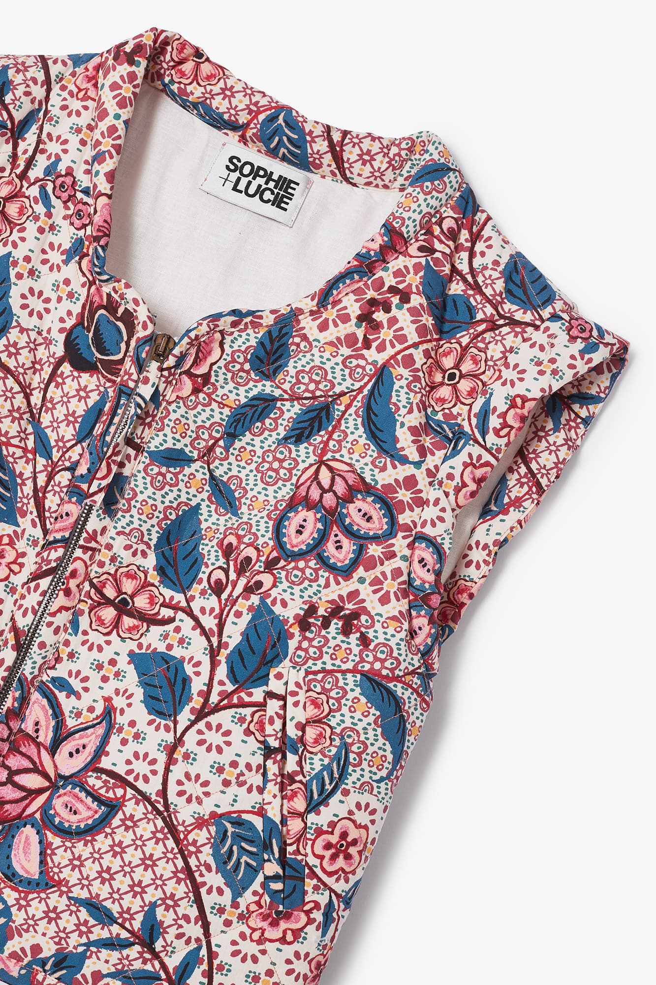 JULIETA PATCH VEST CHERRY