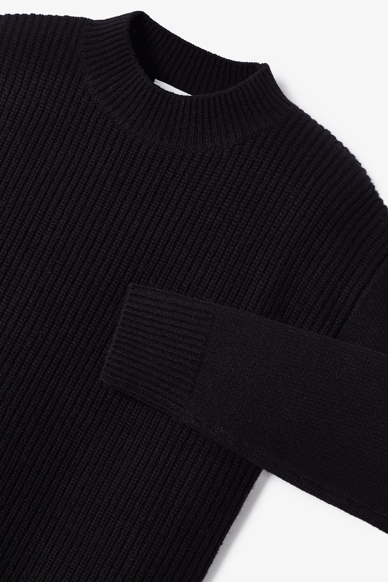 BLACK TRI-KNIT JERSEY