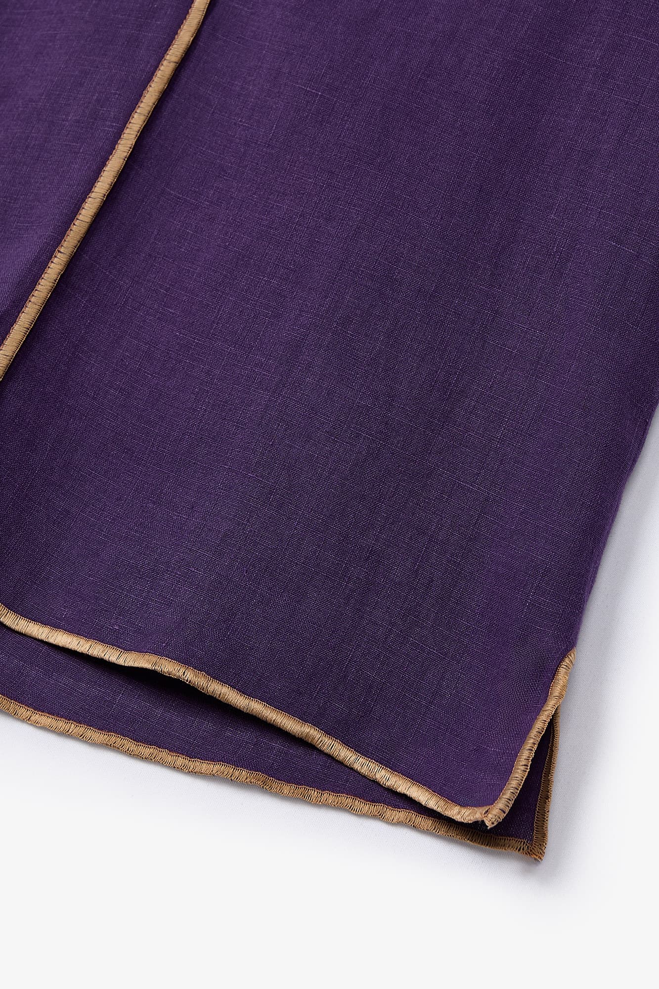 TOP SCALLOP PURPLE THREAD
