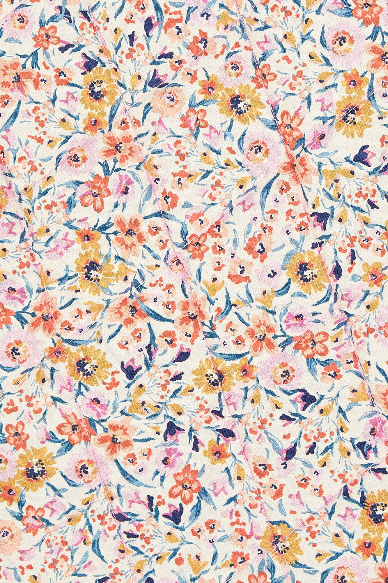 SHORT RAW FLOWER VEST