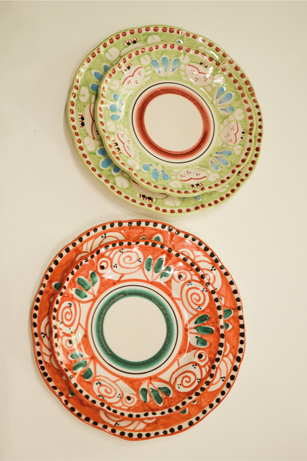 AMALFI BUG DINNERWARE