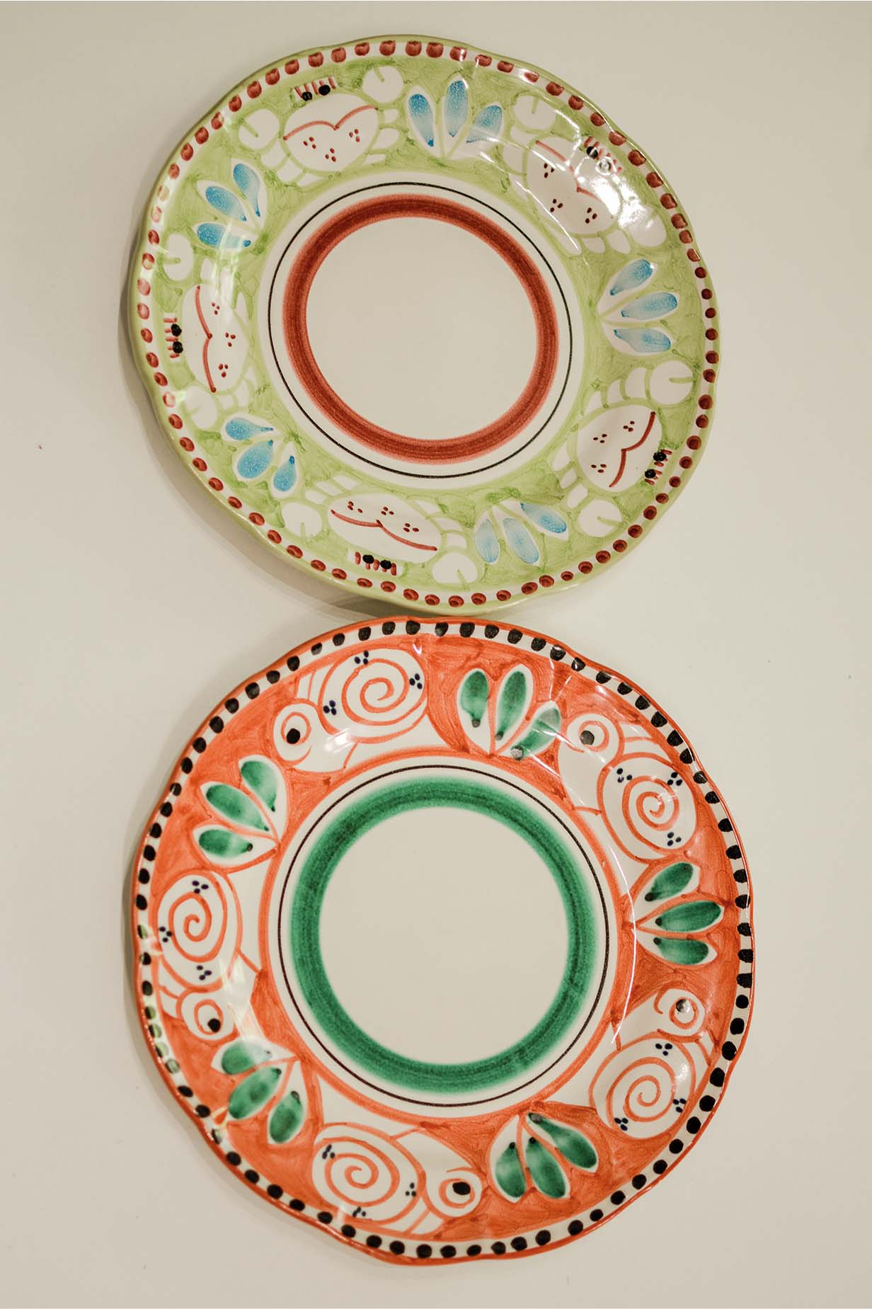AMALFI BUG DINNERWARE