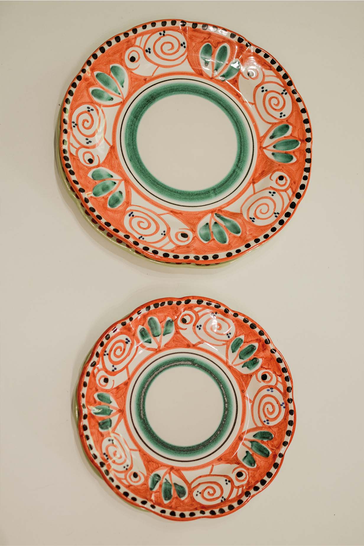 AMALFI BUG DINNERWARE