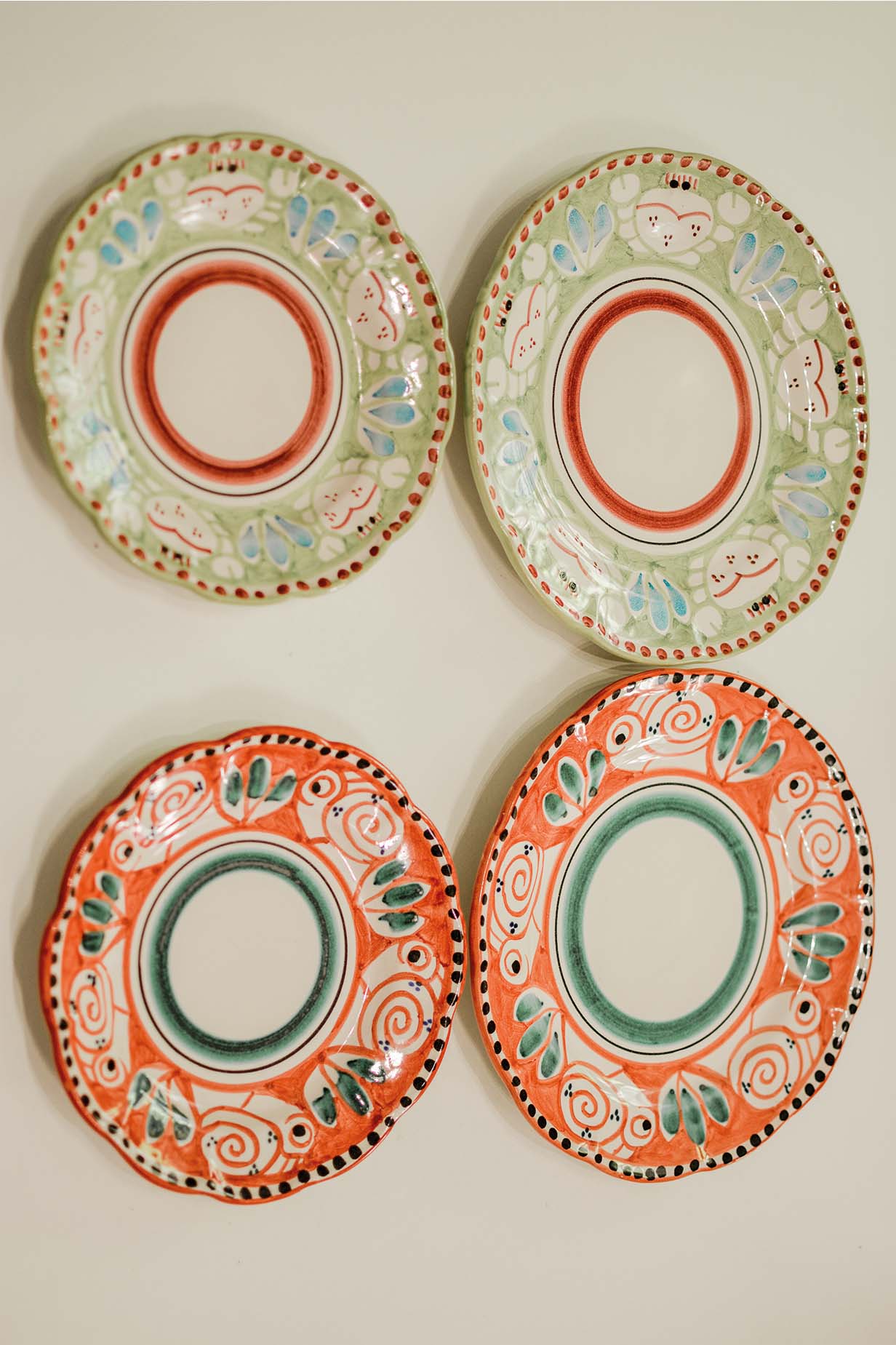 AMALFI BUG DINNERWARE