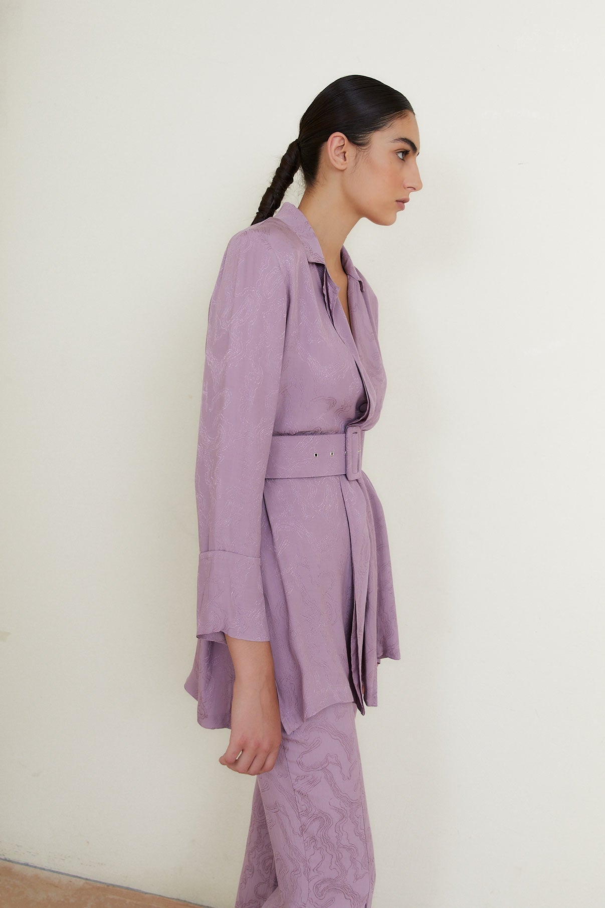 TOTAL LOOK LION MALLOW WAVES