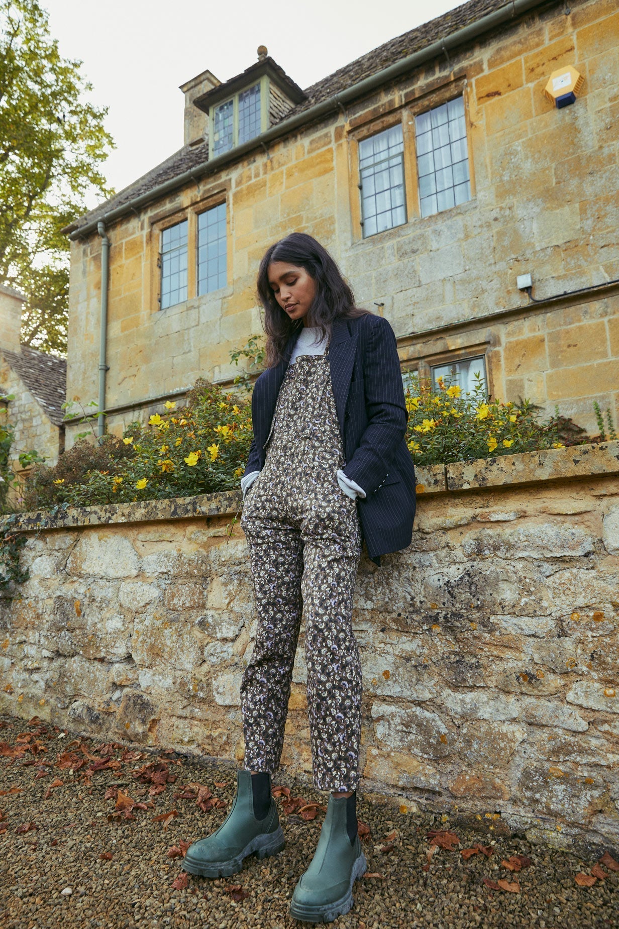 KHAKI FLOWER OVERALLS