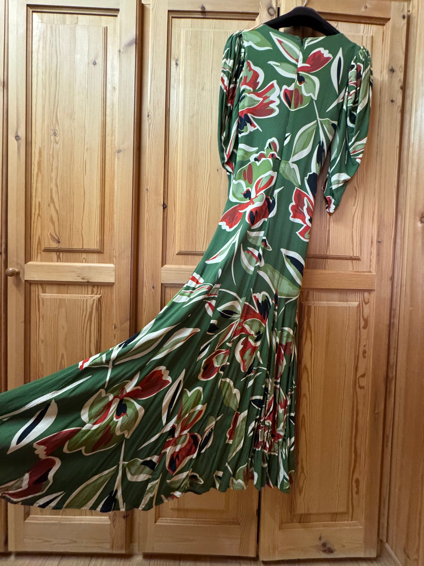 CORA DRESS GREEN LEAVES