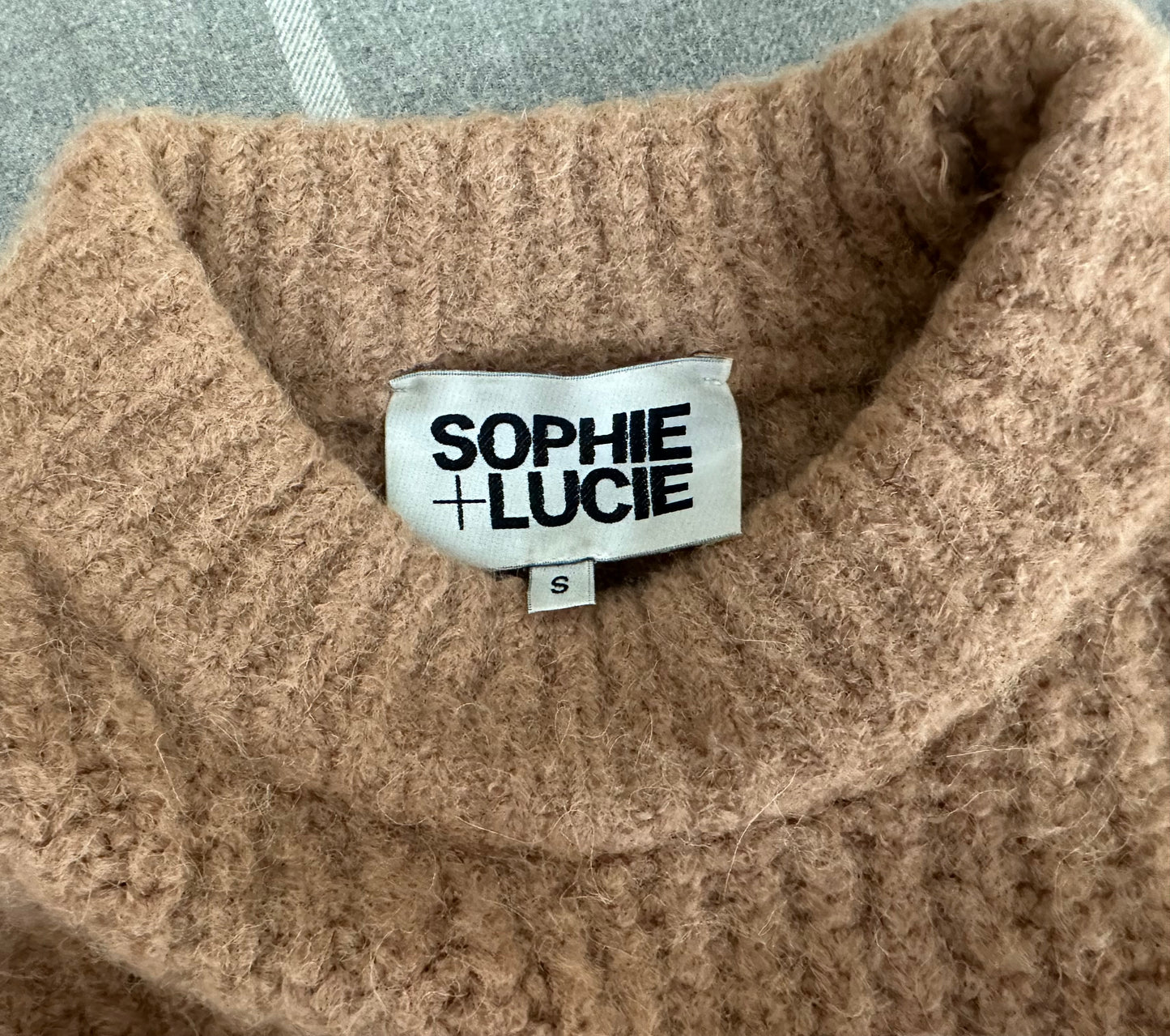 CARAMEL BUTTONS JERSEY