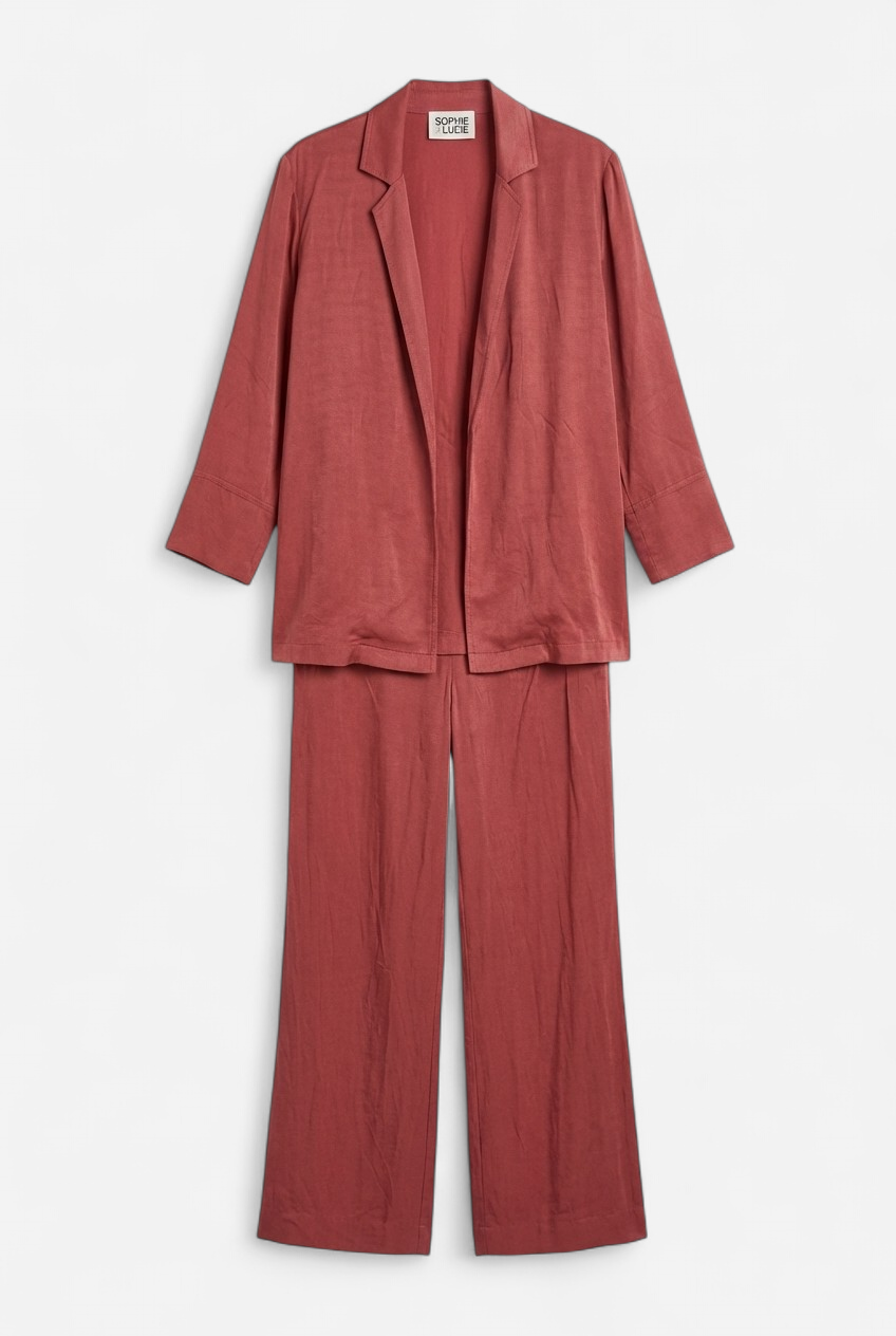 Total look icon pink