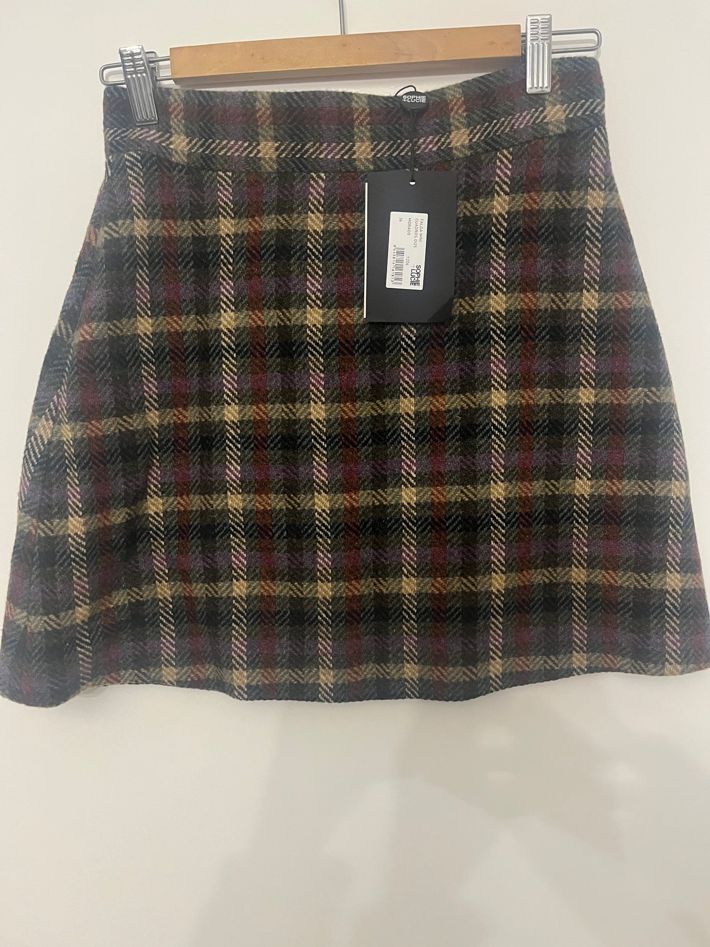 Mini skirt size 36