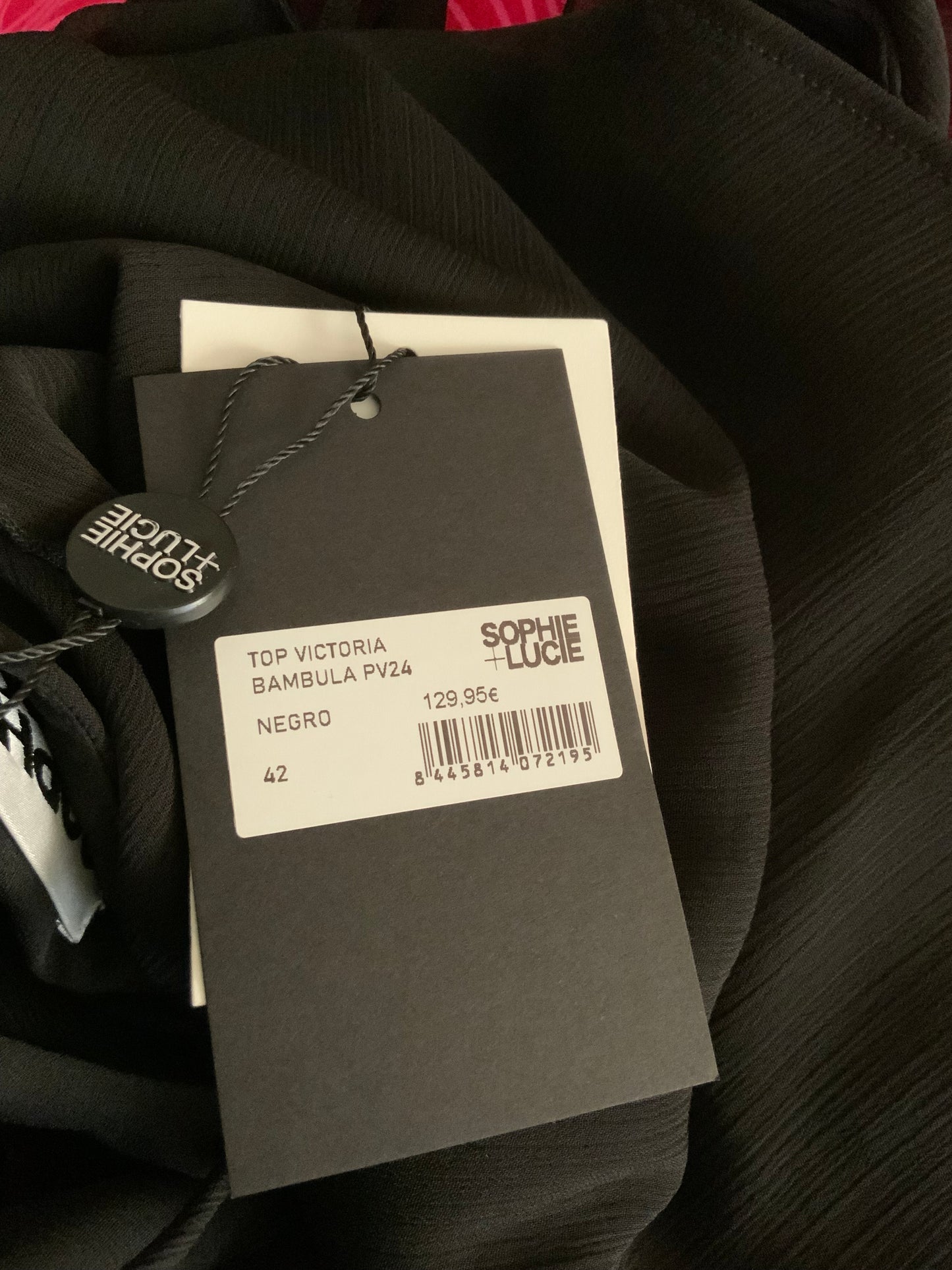 VICTORIA BLACK CRINKLE TOP