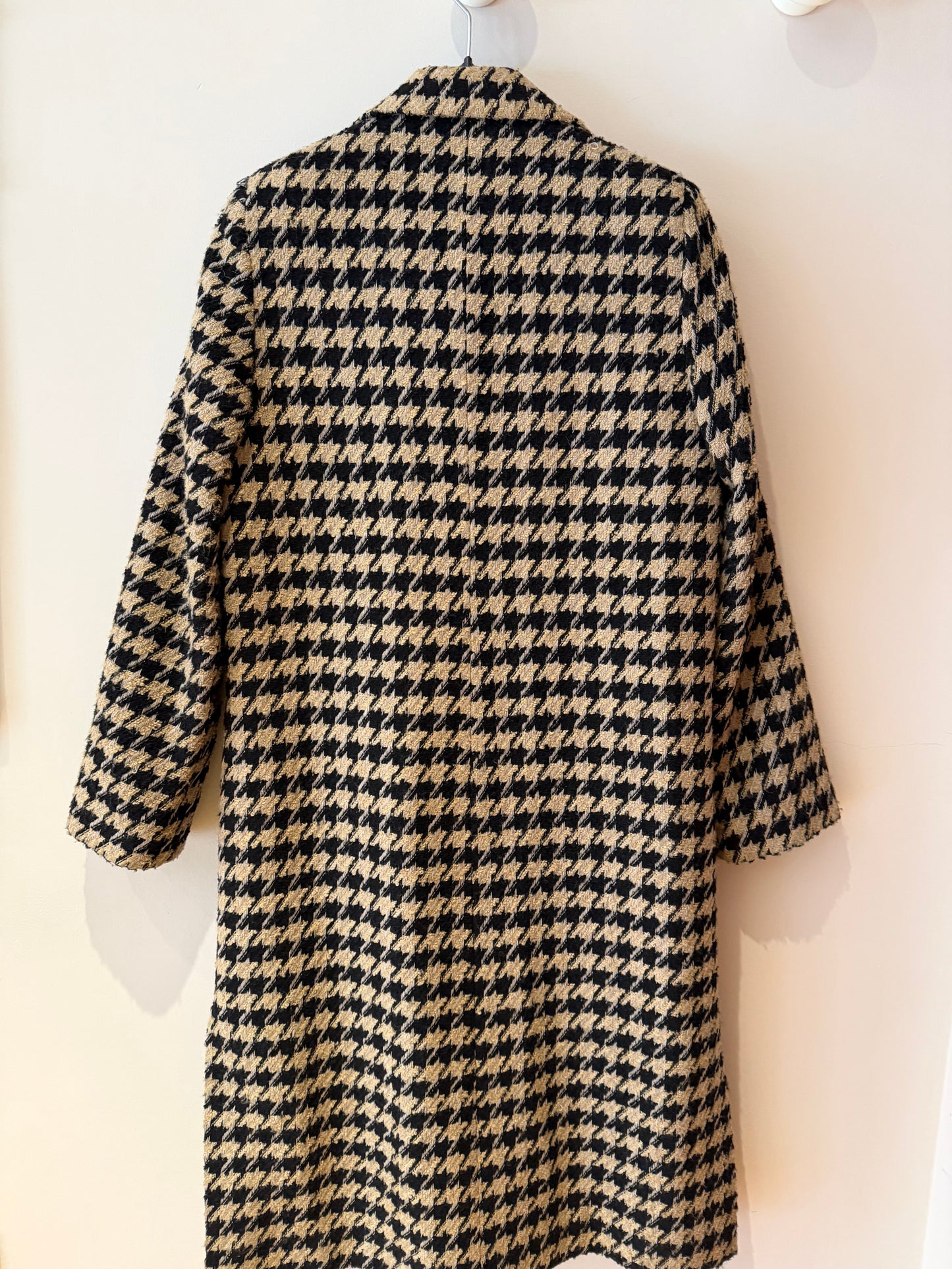 HOUNDSTOOTH COAT