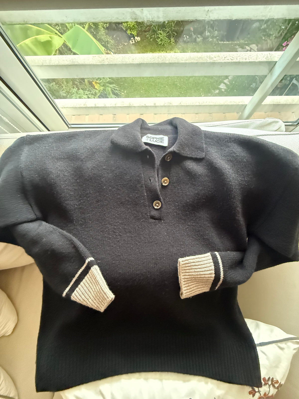 Polo negro