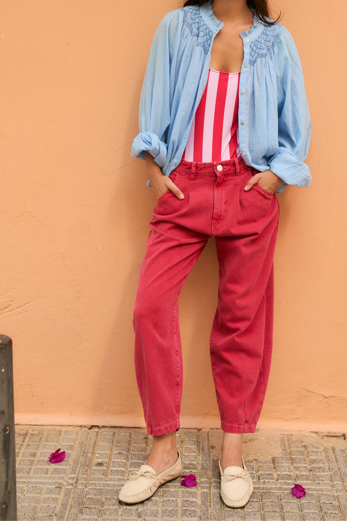 RED TWILL BOYFRIEND JEANS