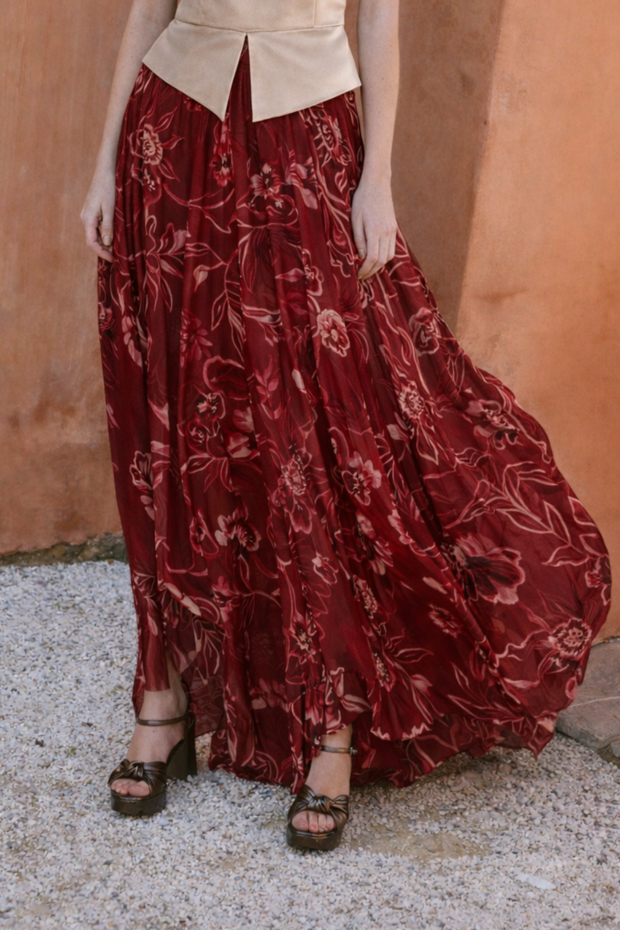 FALDA GIGI PEONIA CARMIN