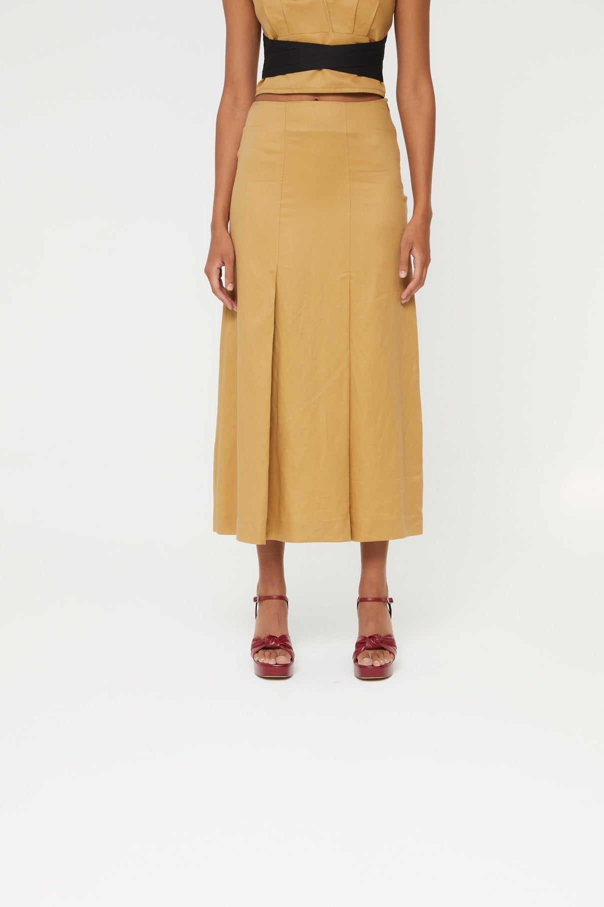 LEANDRA LINEN SKIRT OCHRE