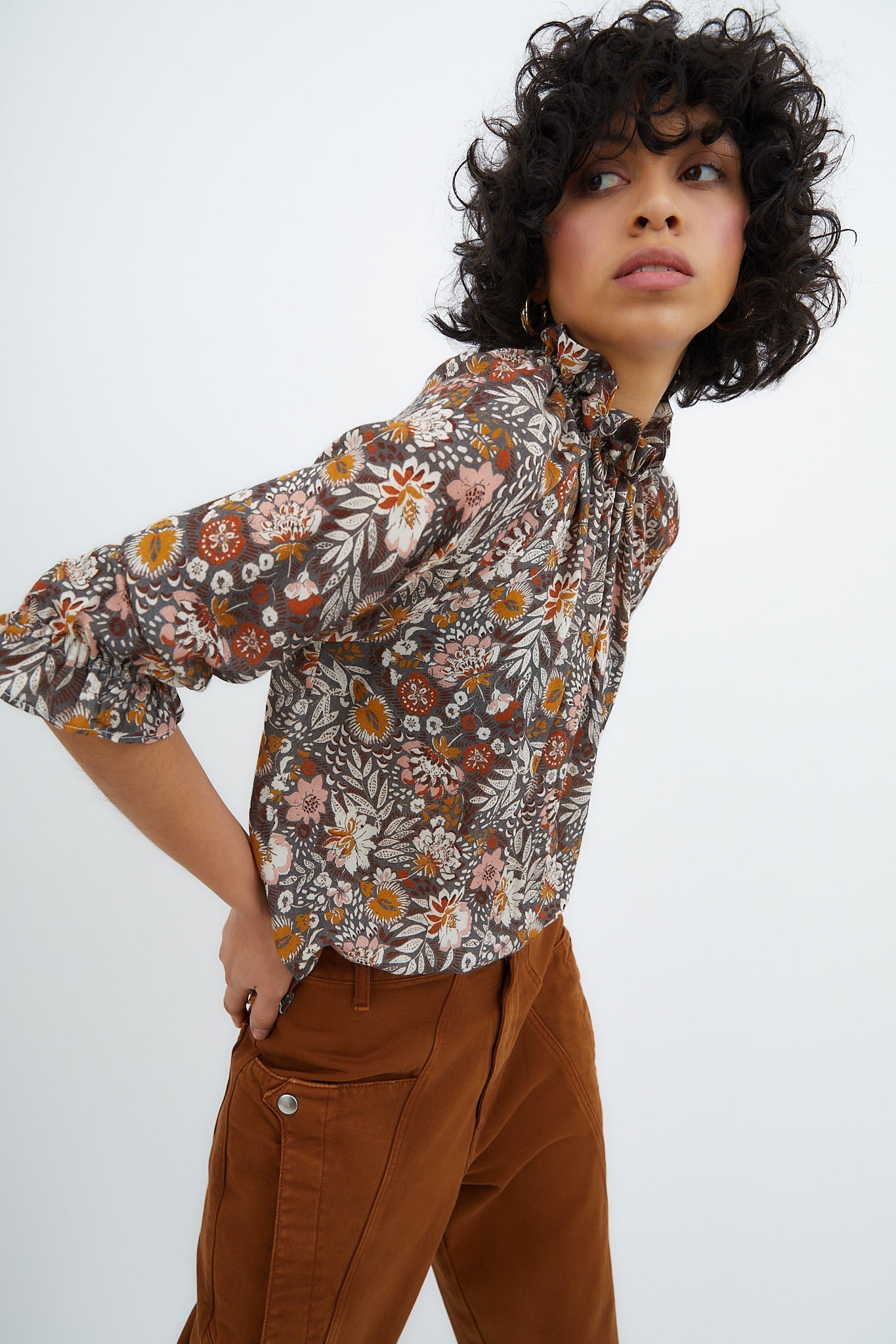 BLOUSE GOLA BALI FLOWER TOBACCO