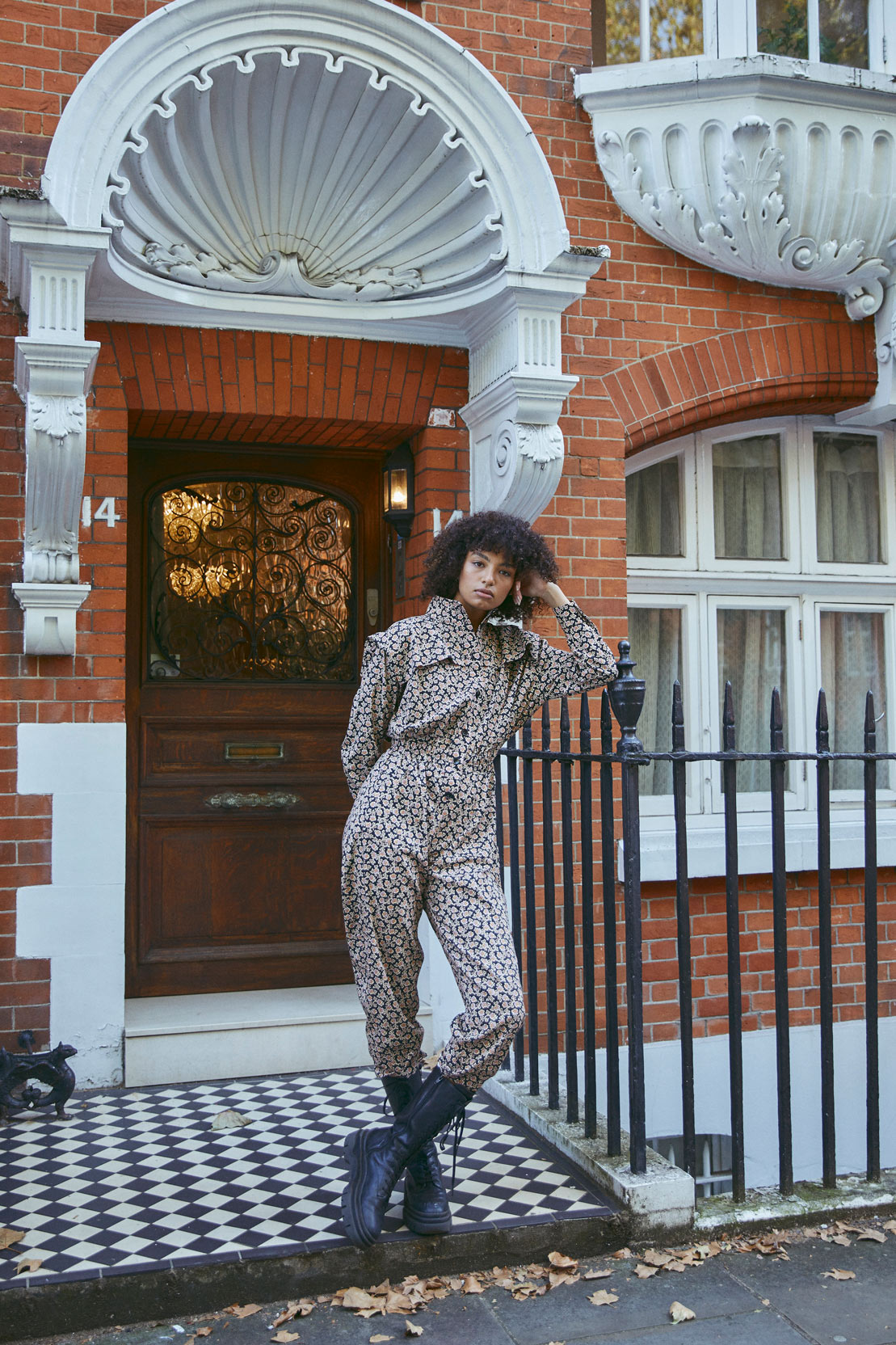 FLOWER FONT JUMPSUIT