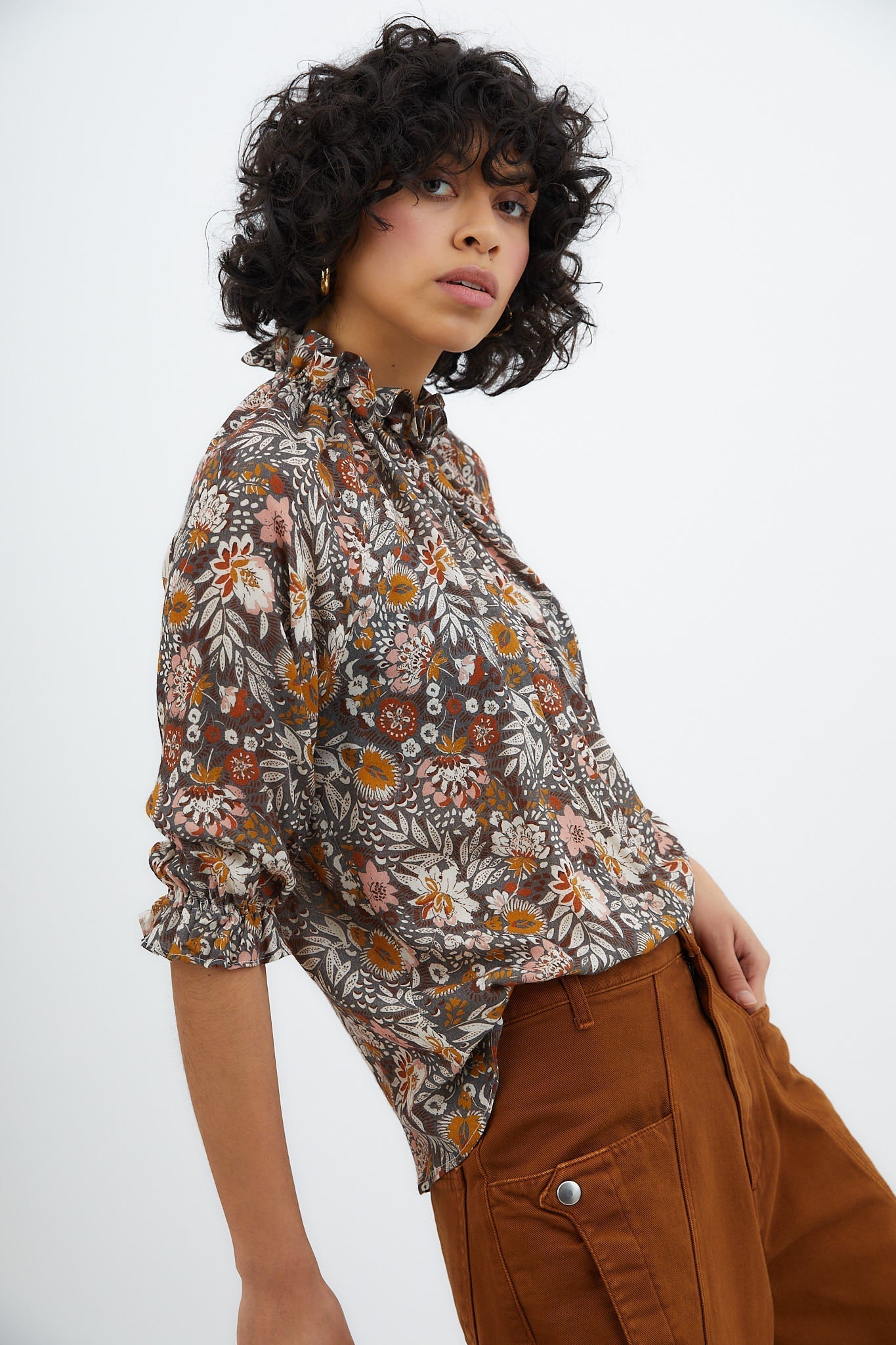 BLOUSE GOLA BALI FLOWER TOBACCO