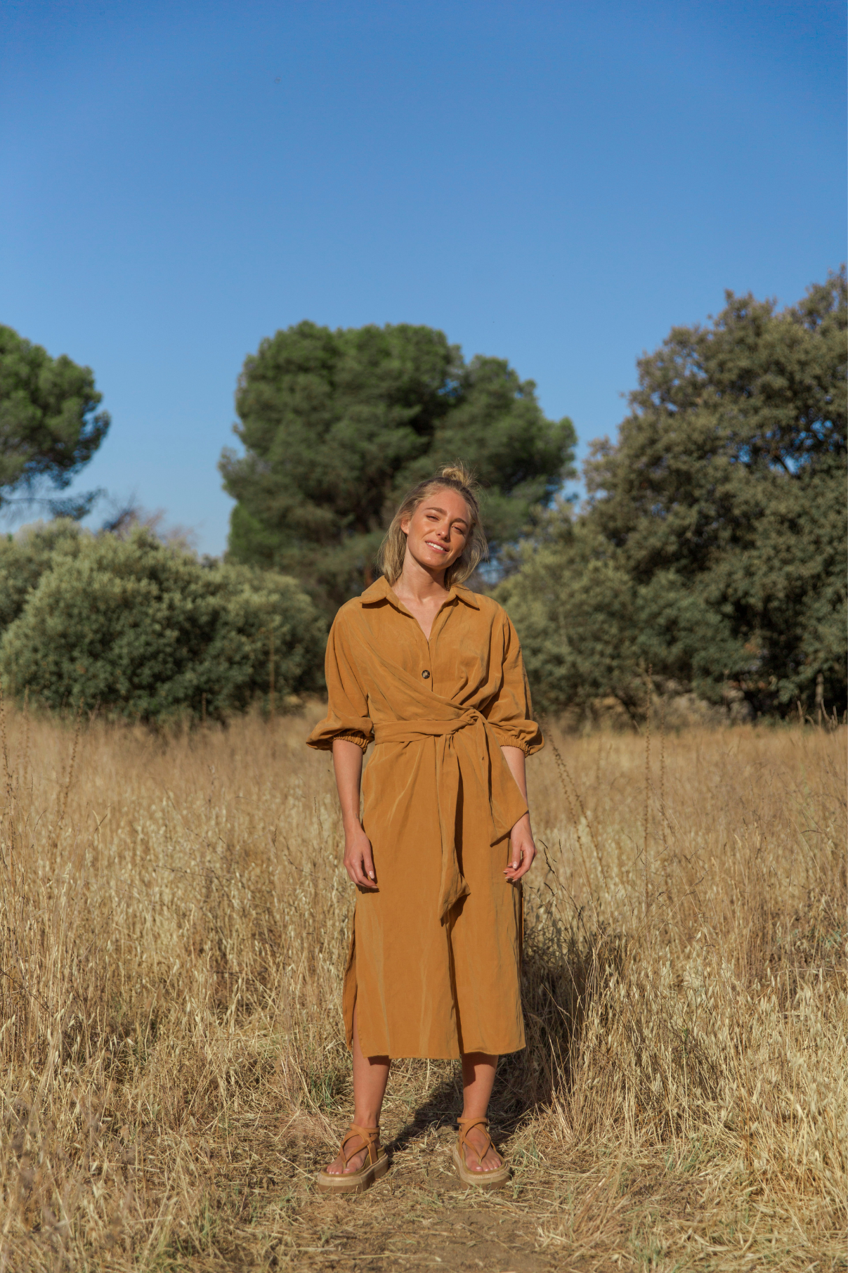 VESTIDO BOTONES TENCEL CAMEL