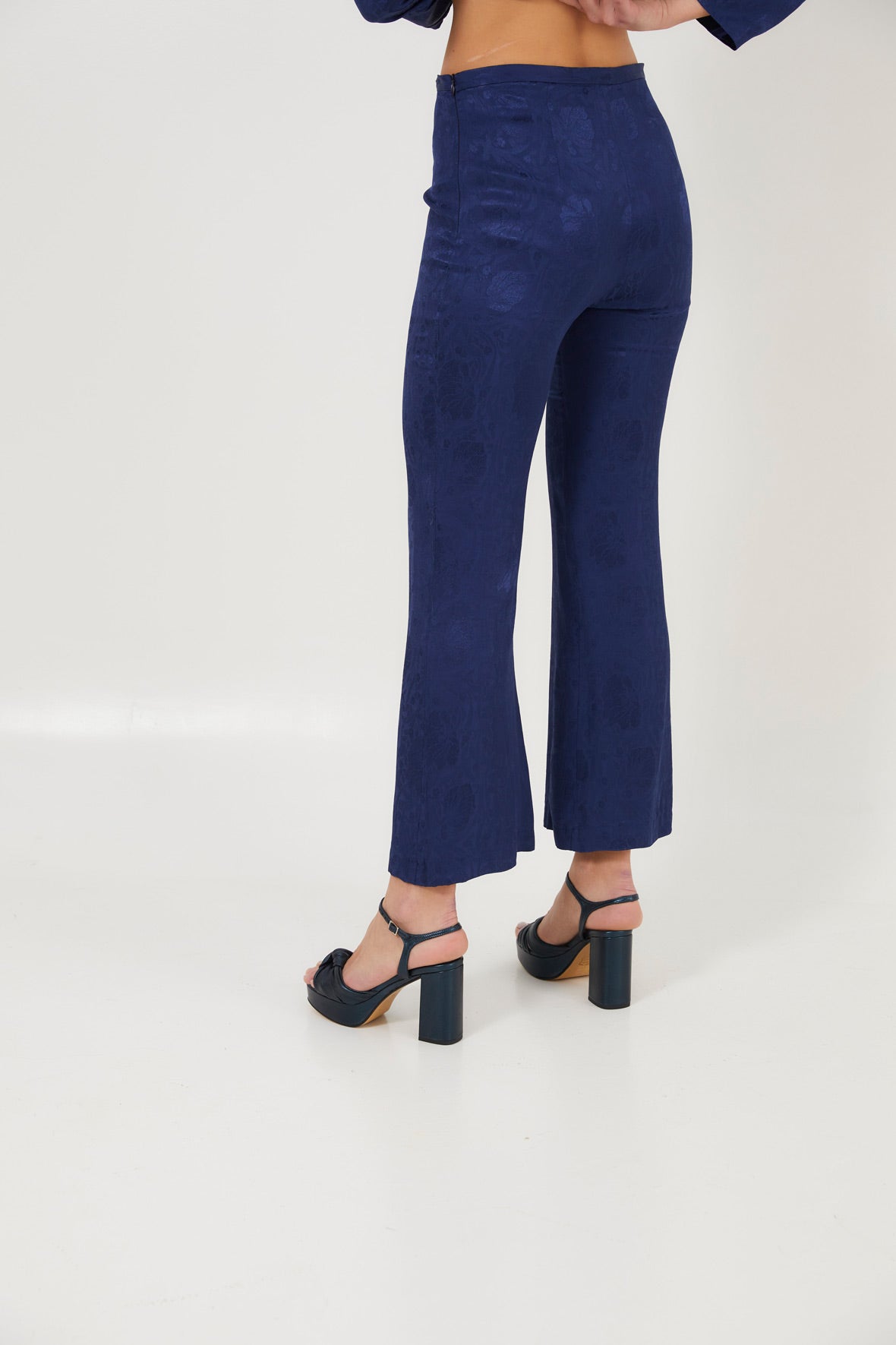TOTAL LOOK RETRO NAVY BUTTONS
