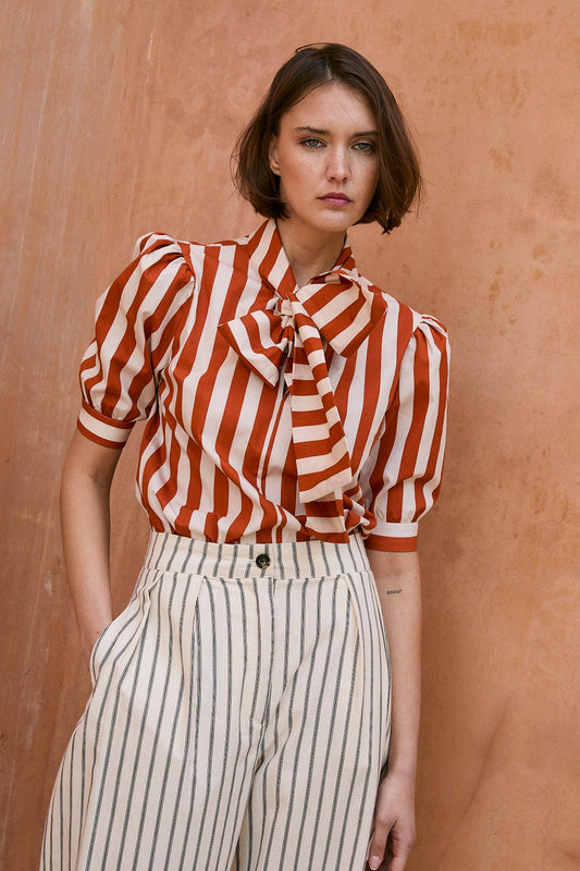 BLUSA LULU RAYAS TEJA