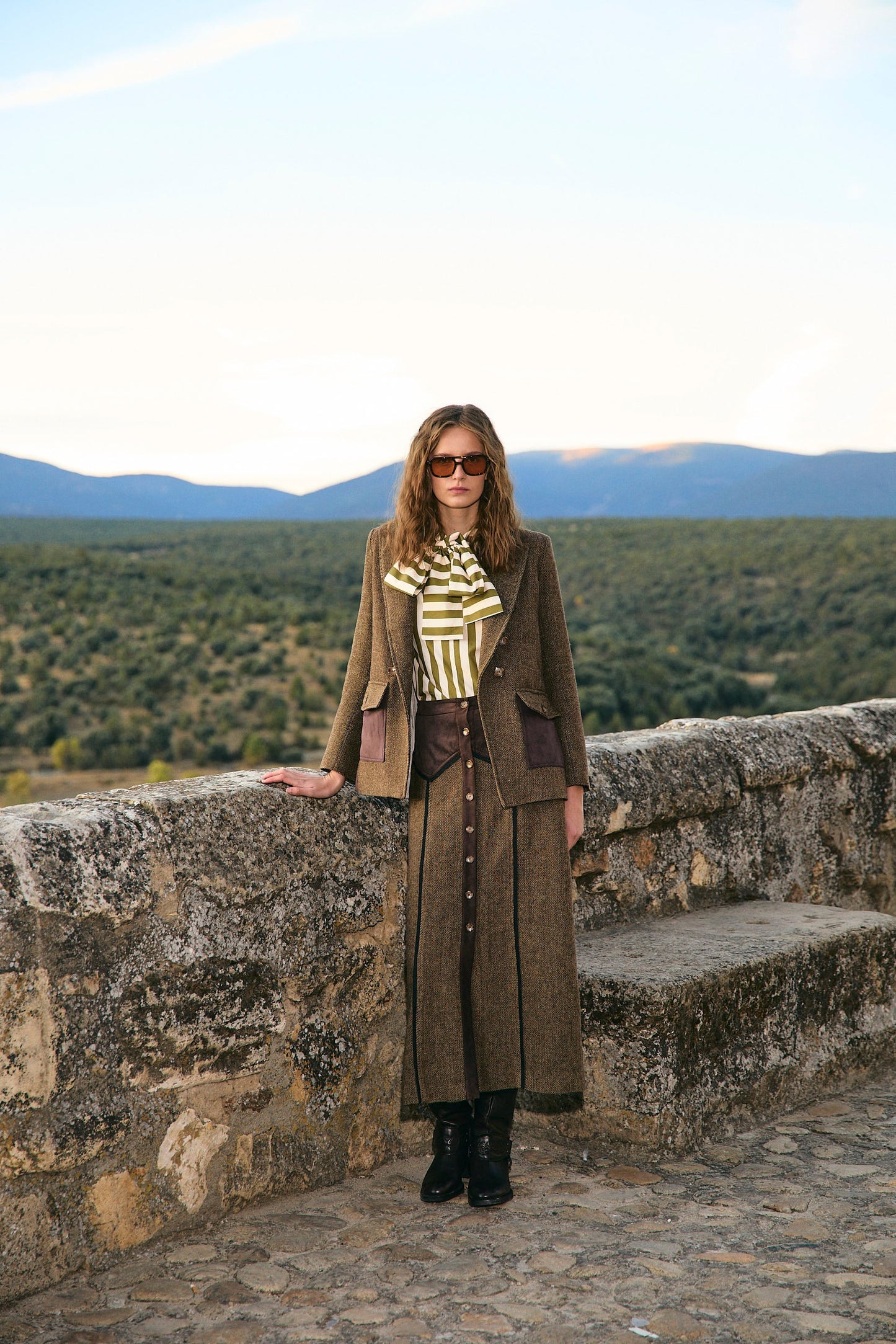 TOTAL LOOK TRUJILLO ESPIGA KAKI