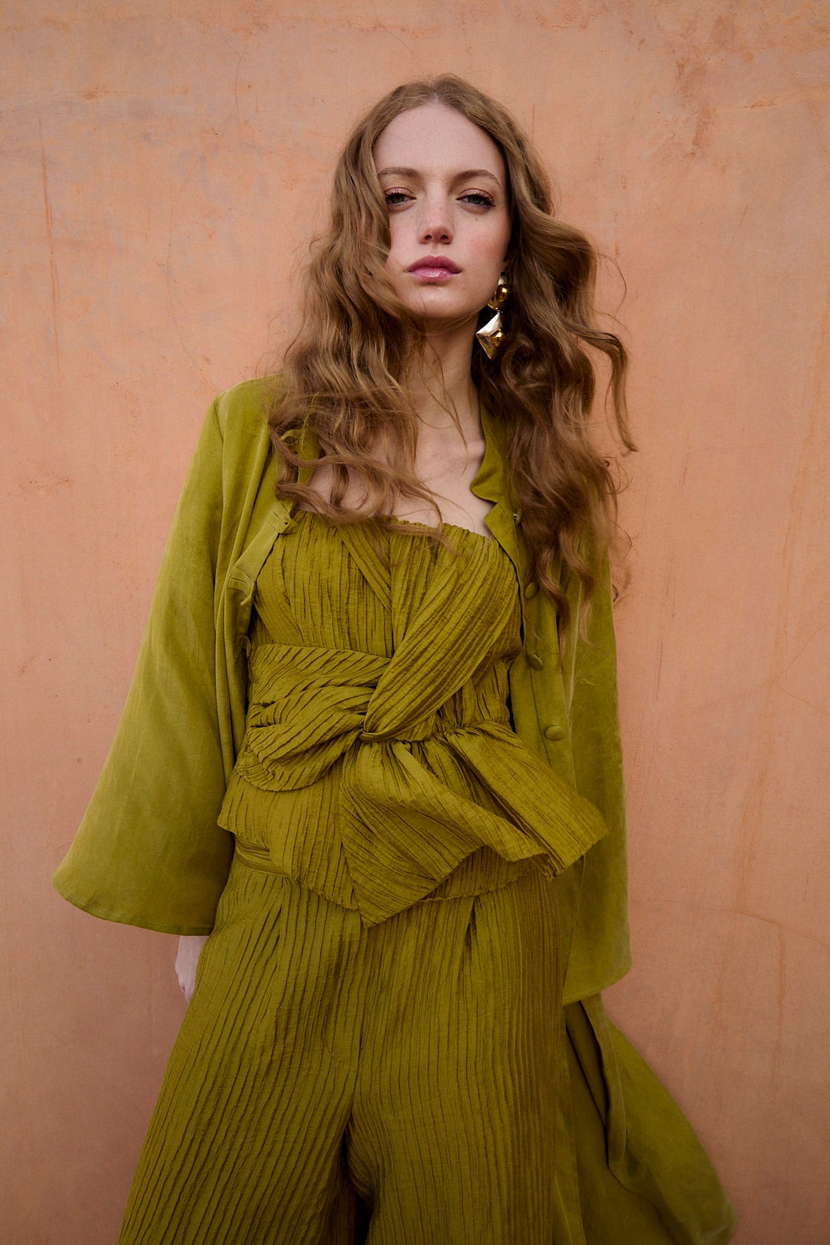 TOTAL LOOK LINDA ARRUGUILLA OLIVE
