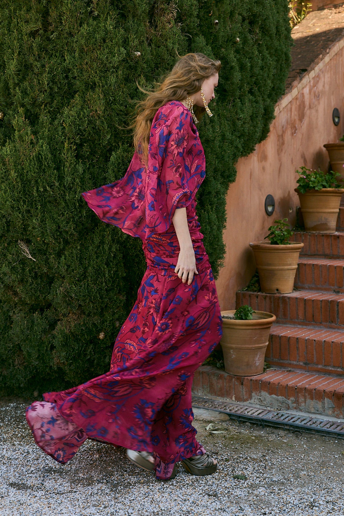 COHEN INDIANA MAGENTA CAPE